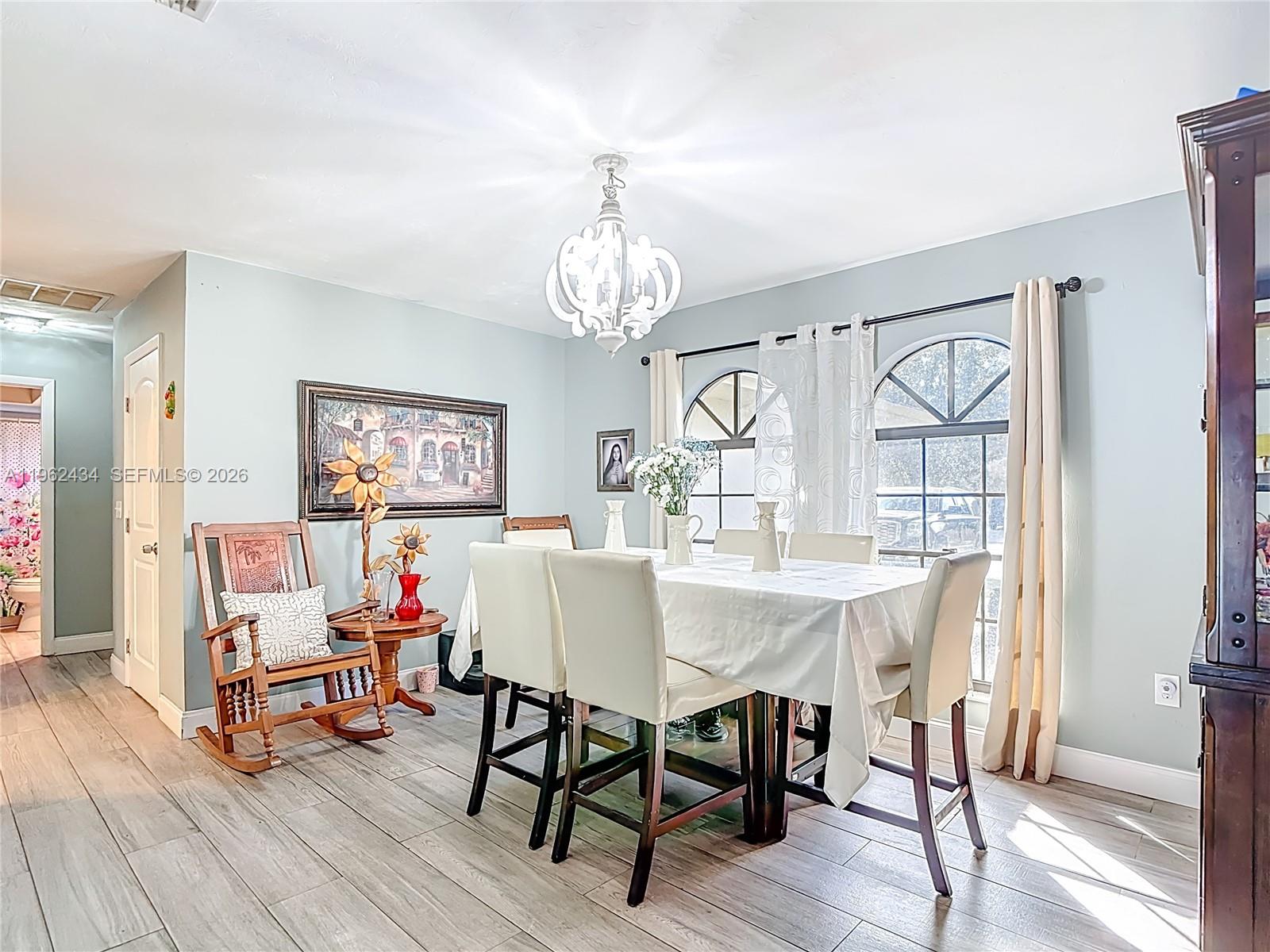 216 Greenwood Lehigh Acres, FL 33936