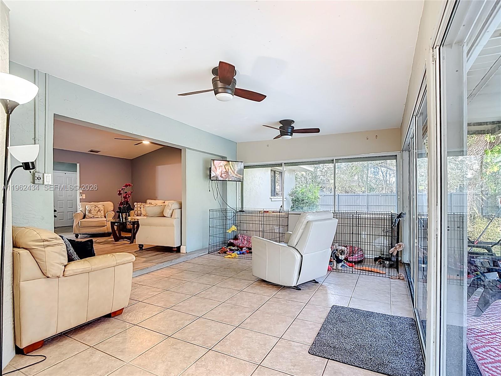 216 Greenwood Lehigh Acres, FL 33936