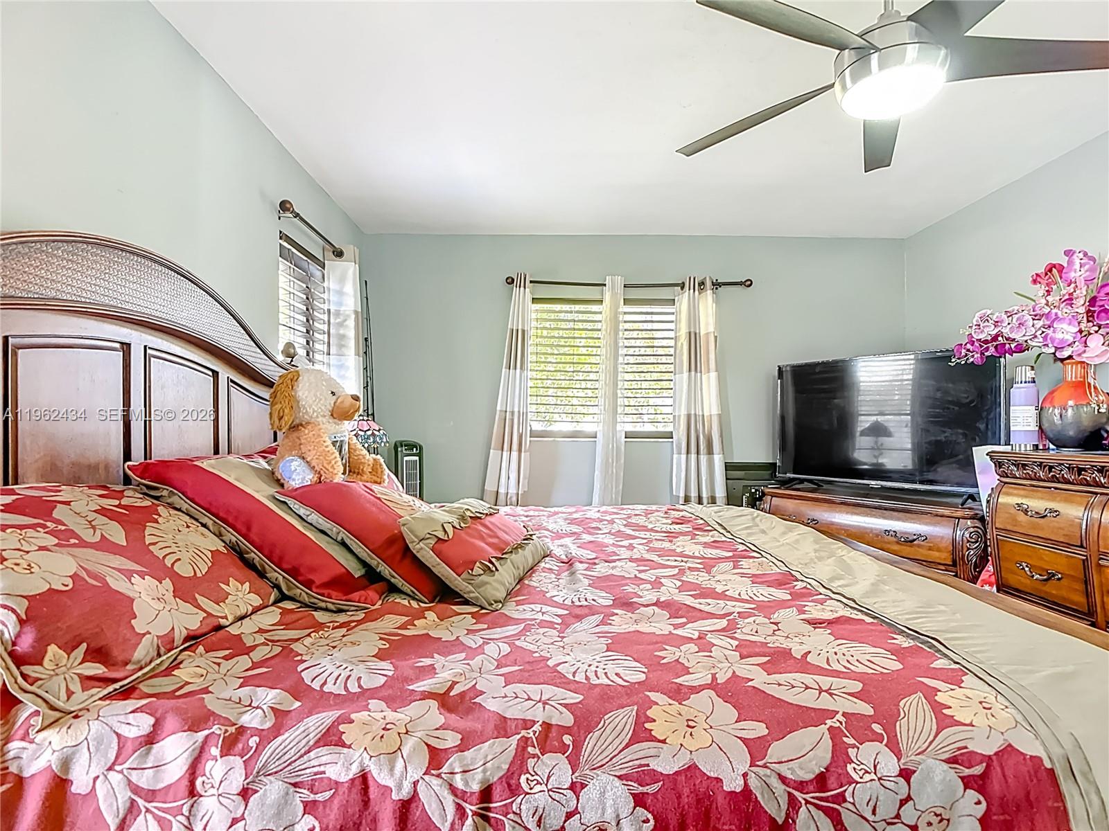 216 Greenwood Lehigh Acres, FL 33936