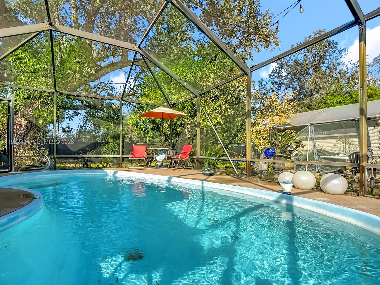 216 Greenwood Lehigh Acres, FL 33936