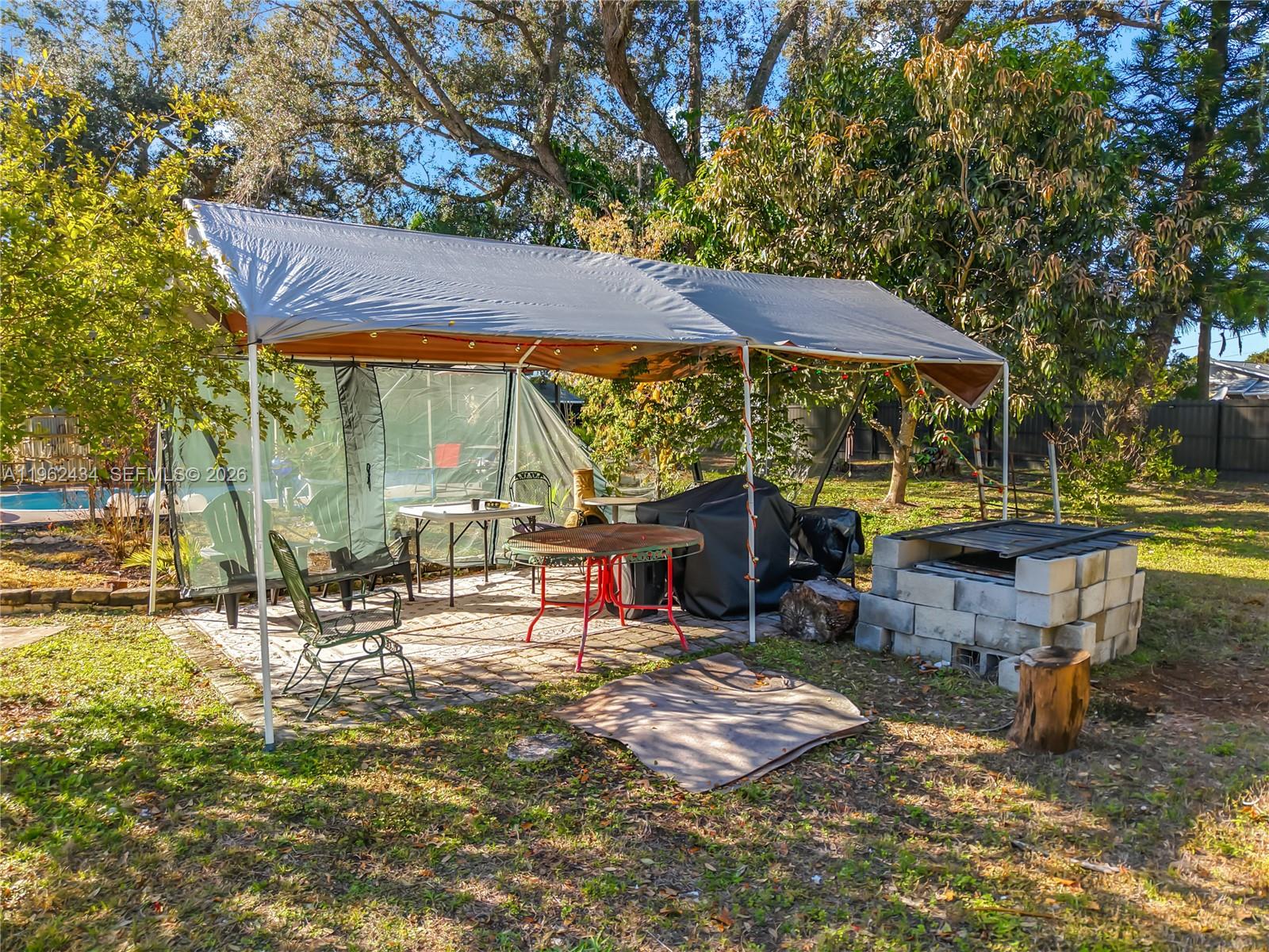 216 Greenwood Lehigh Acres, FL 33936