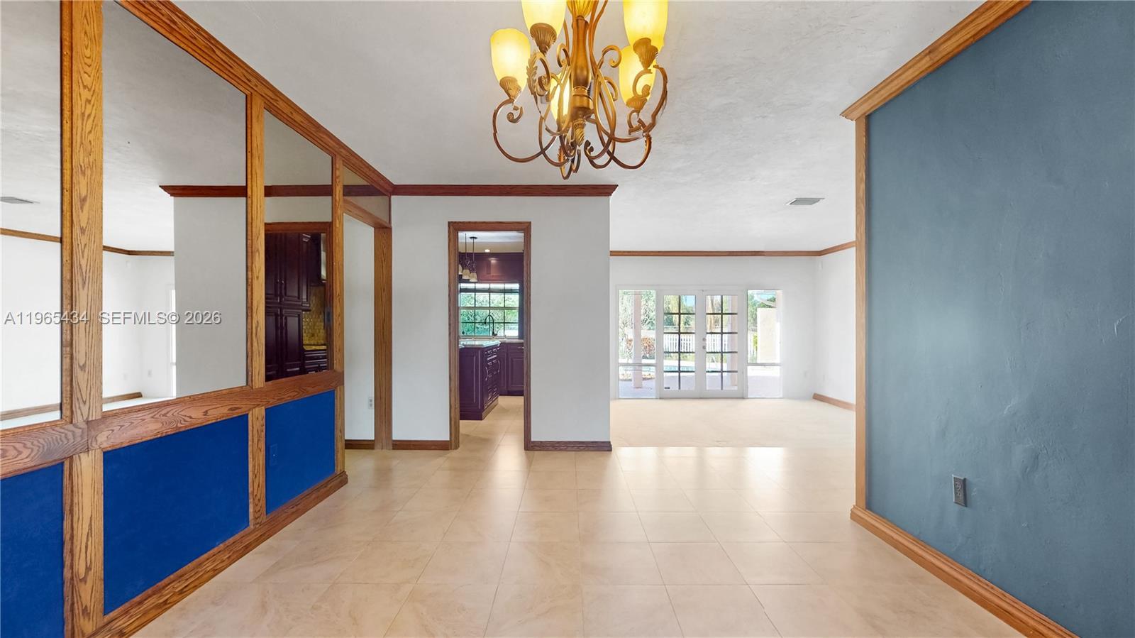 9620 E Calusa Clb Dr Miami, FL 33186