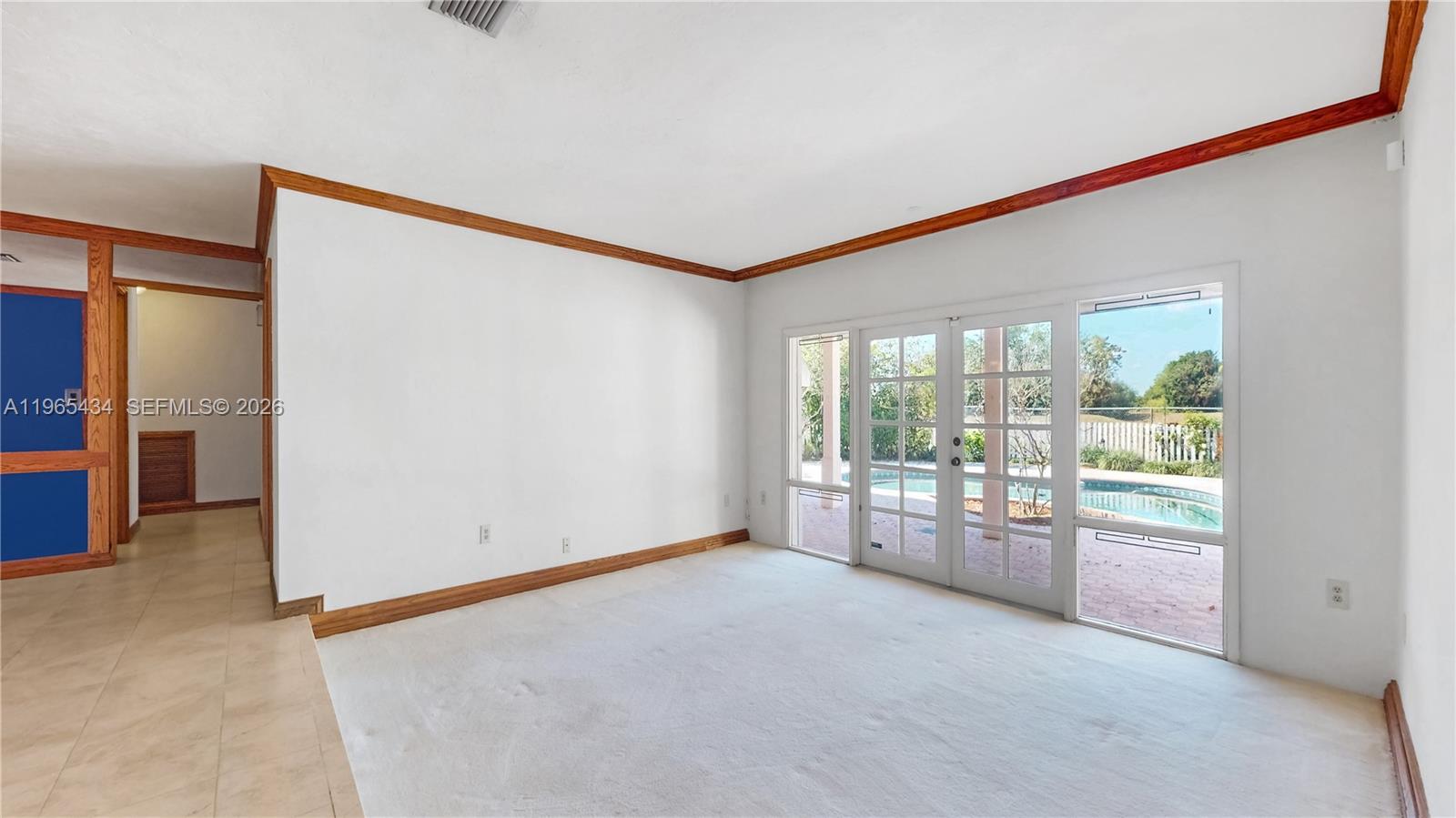 9620 E Calusa Clb Dr Miami, FL 33186