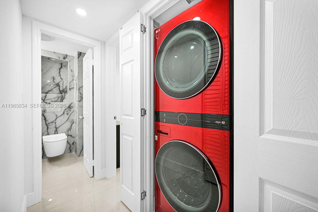 410 SE 2nd St #223 Hallandale Beach, FL 33009