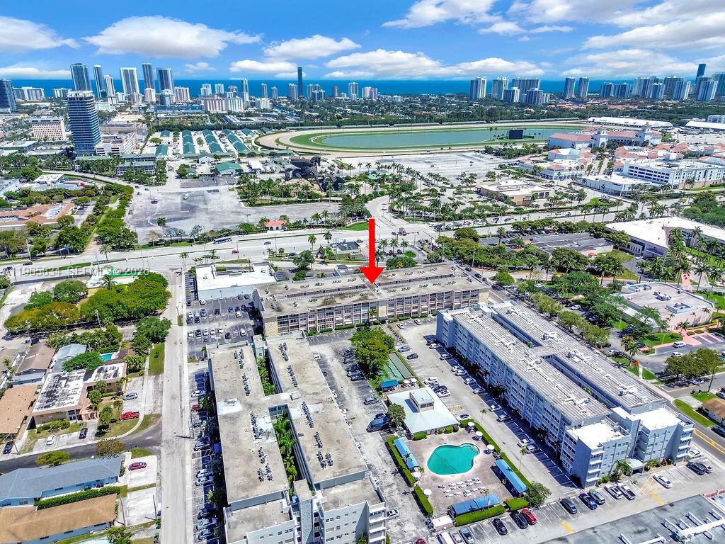 410 SE 2nd St #223 Hallandale Beach, FL 33009