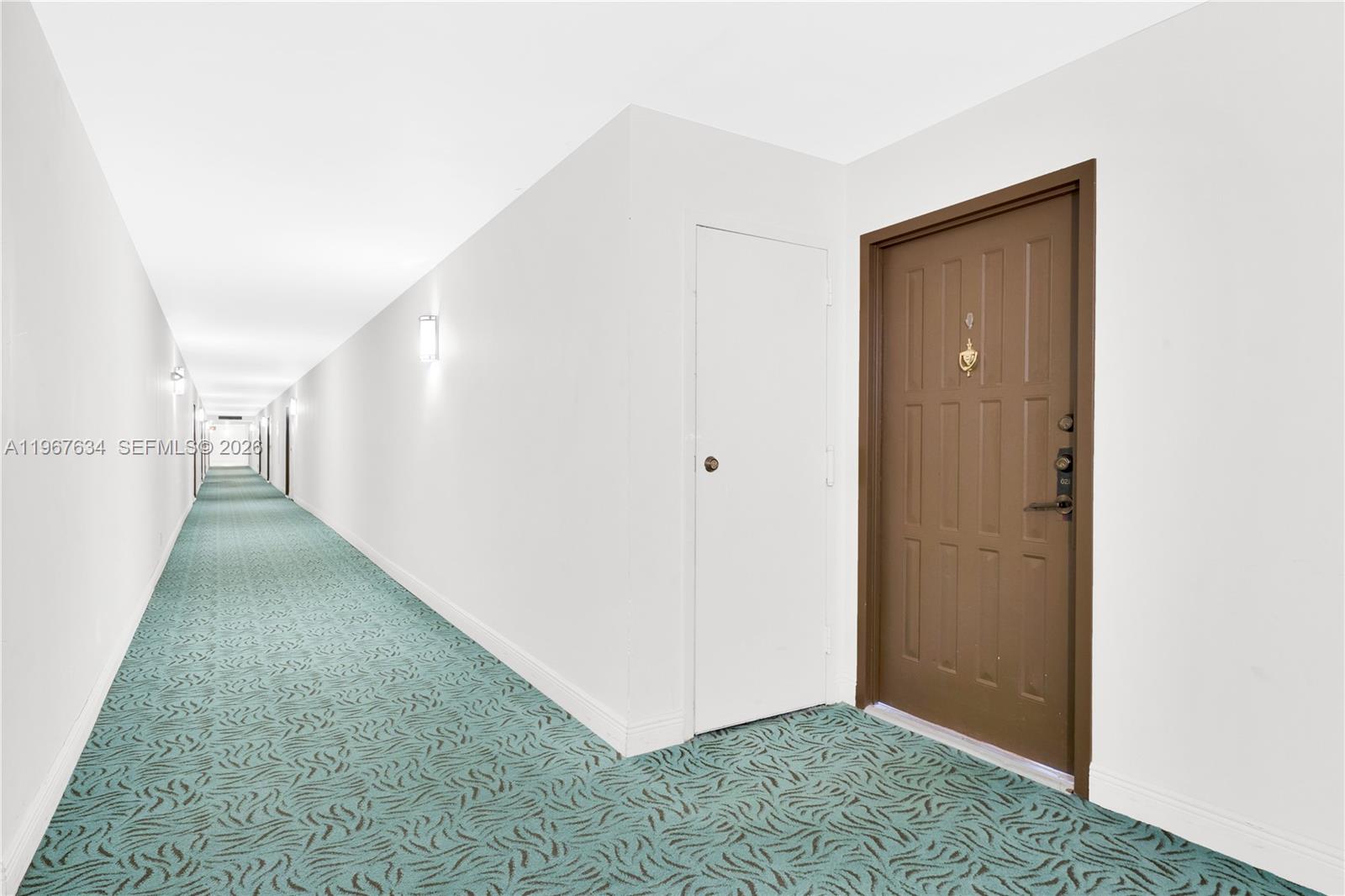 600 Parkview Dr #621 Hallandale Beach, FL 33009