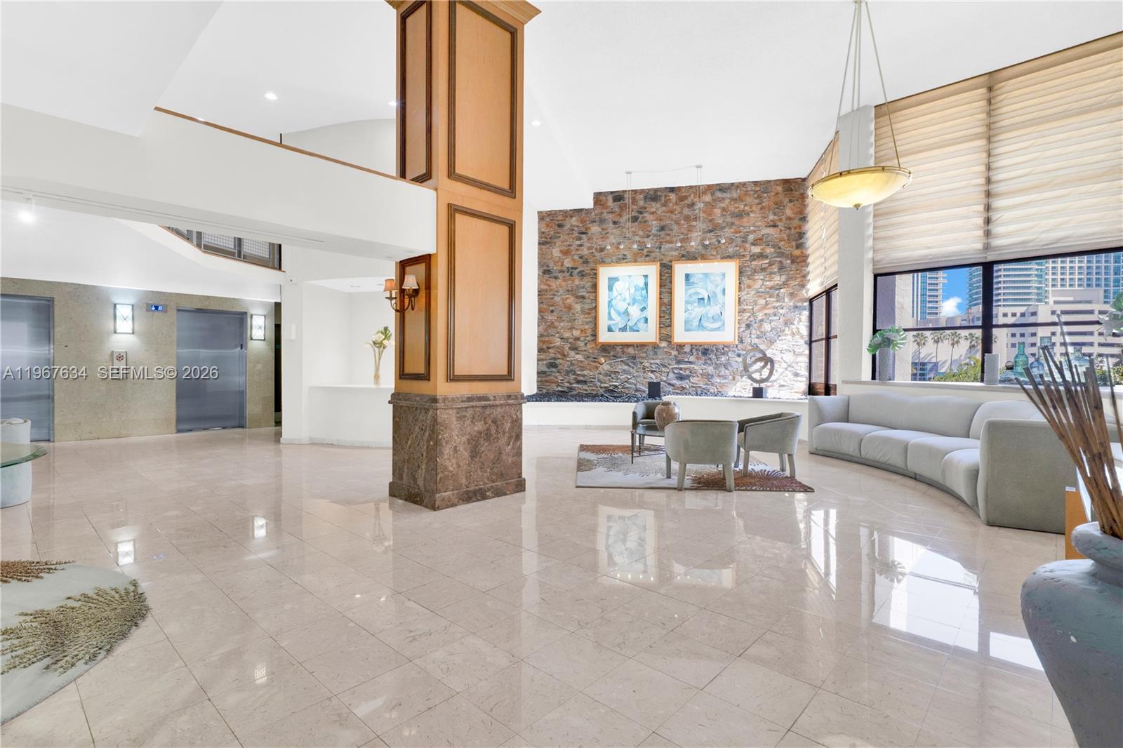 600 Parkview Dr #621 Hallandale Beach, FL 33009