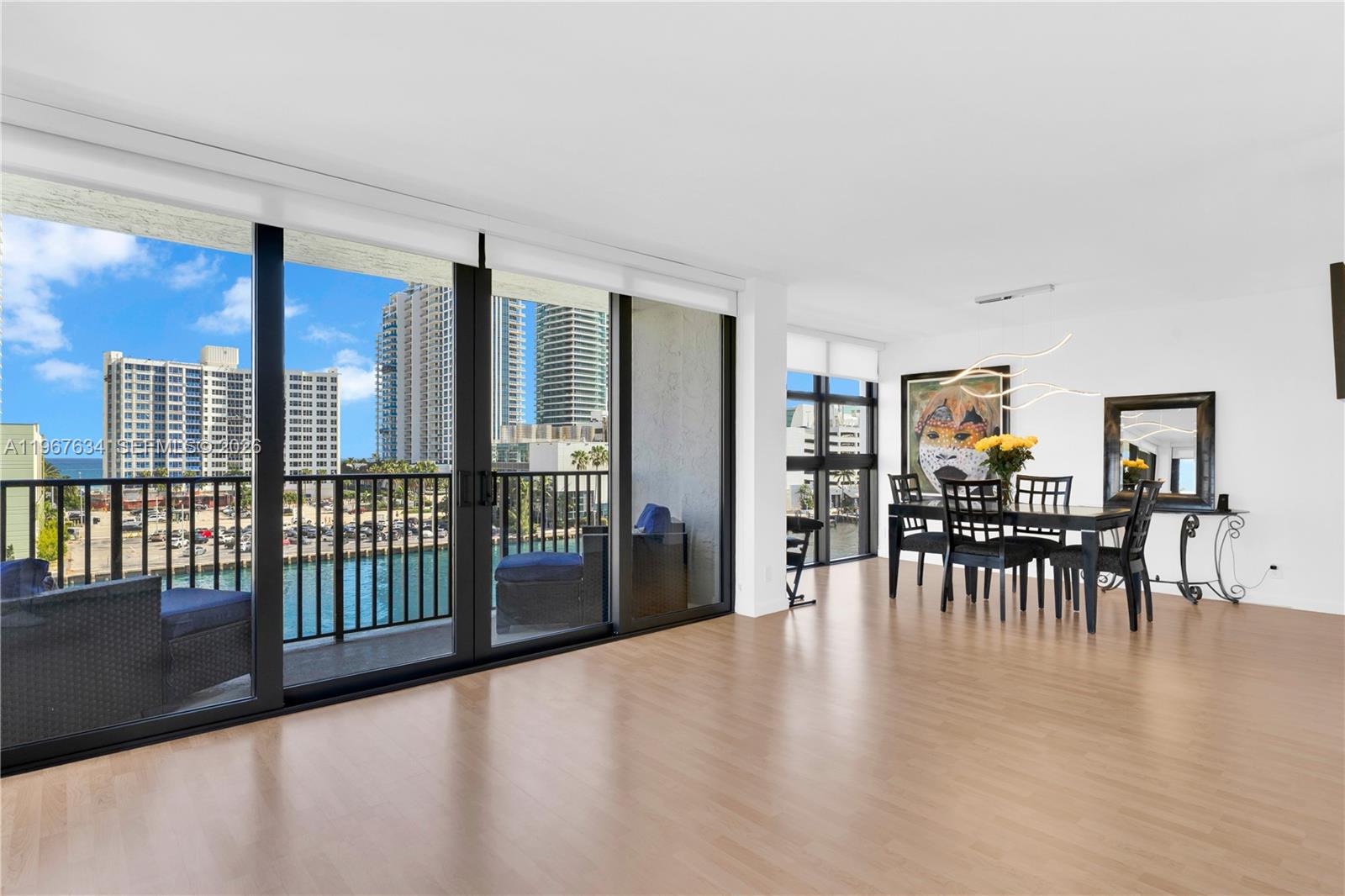 600 Parkview Dr #621 Hallandale Beach, FL 33009