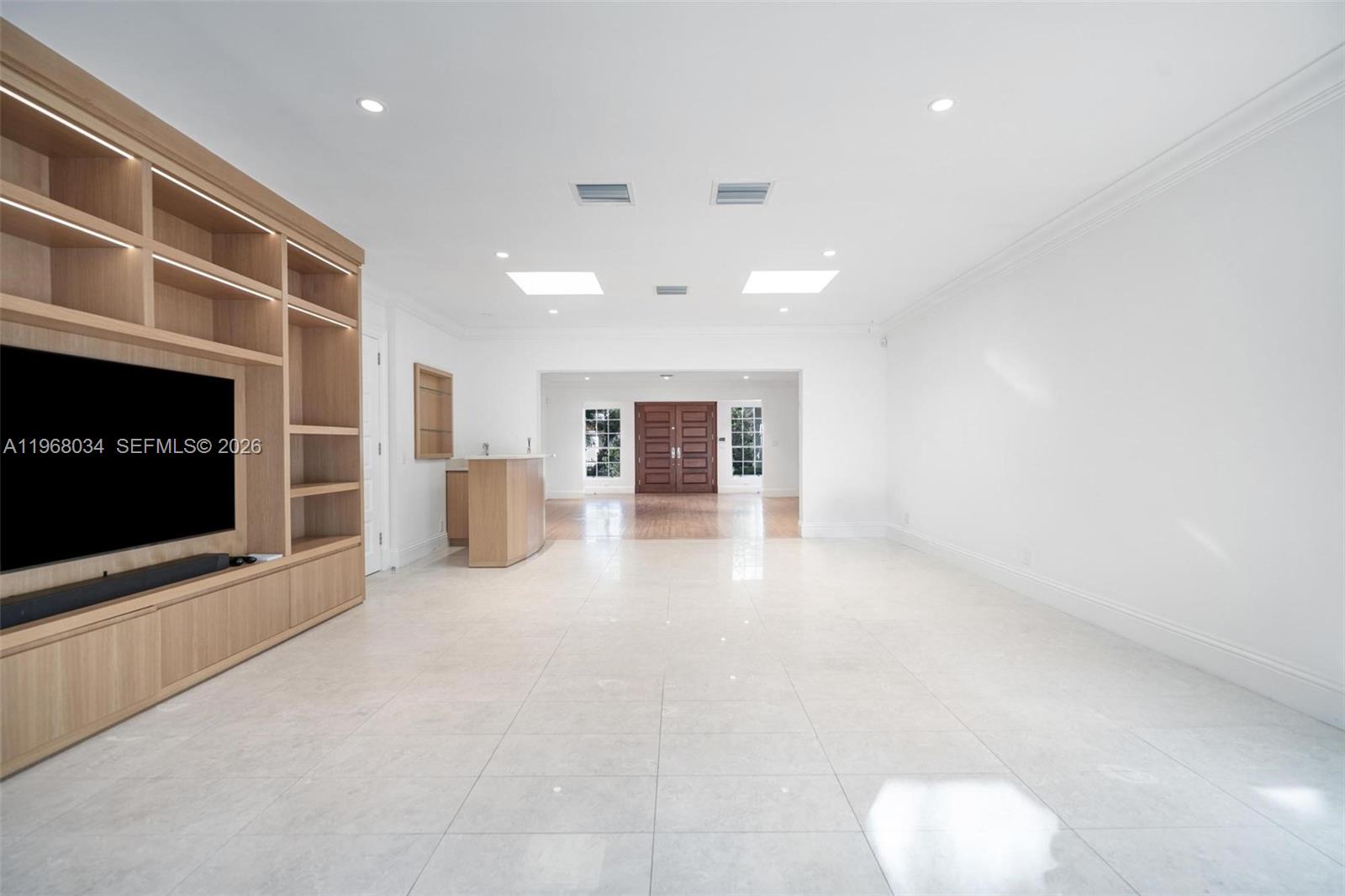 10121 E Broadview Dr Bay Harbor Islands, FL 33154