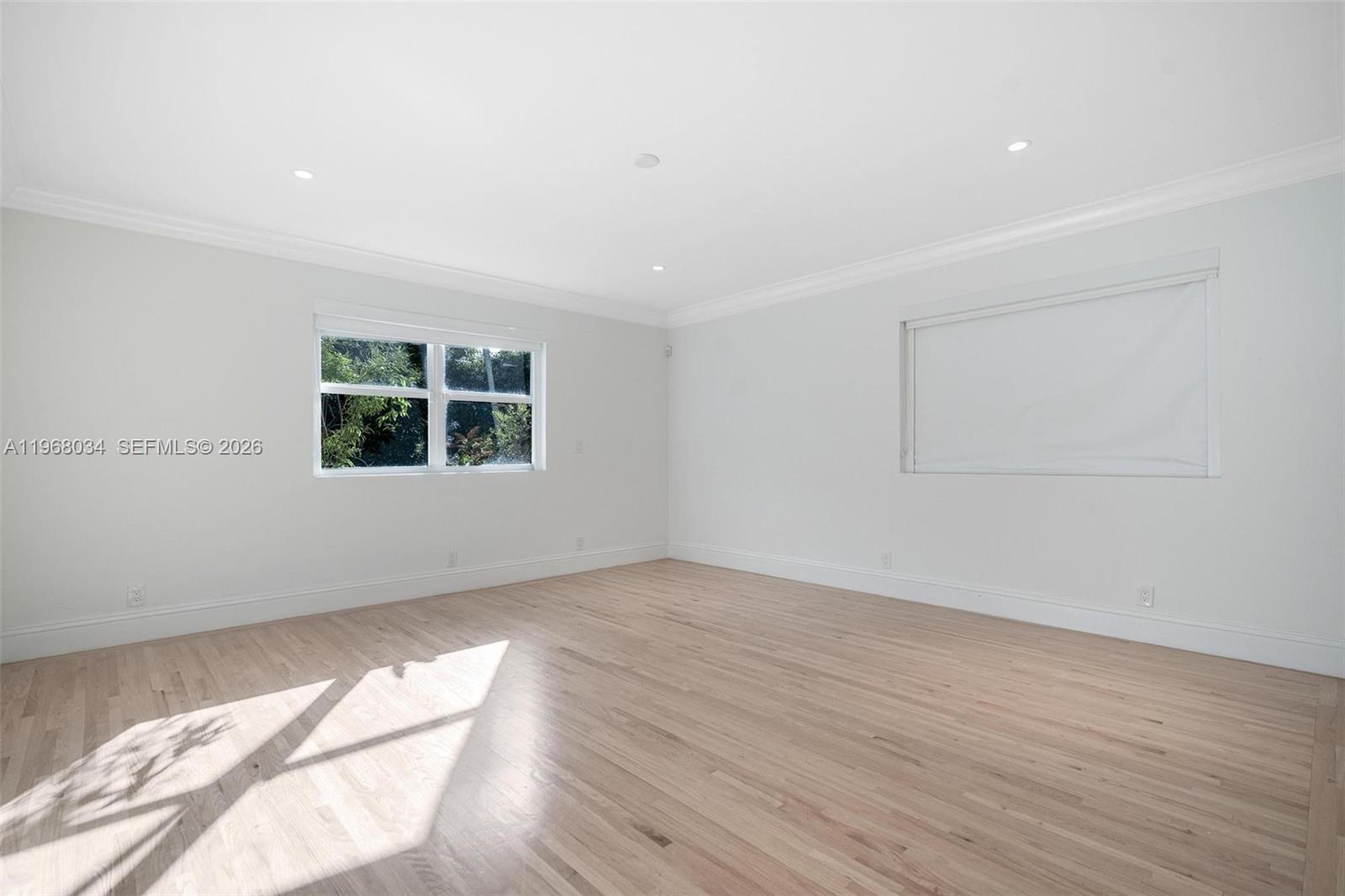 10121 E Broadview Dr Bay Harbor Islands, FL 33154