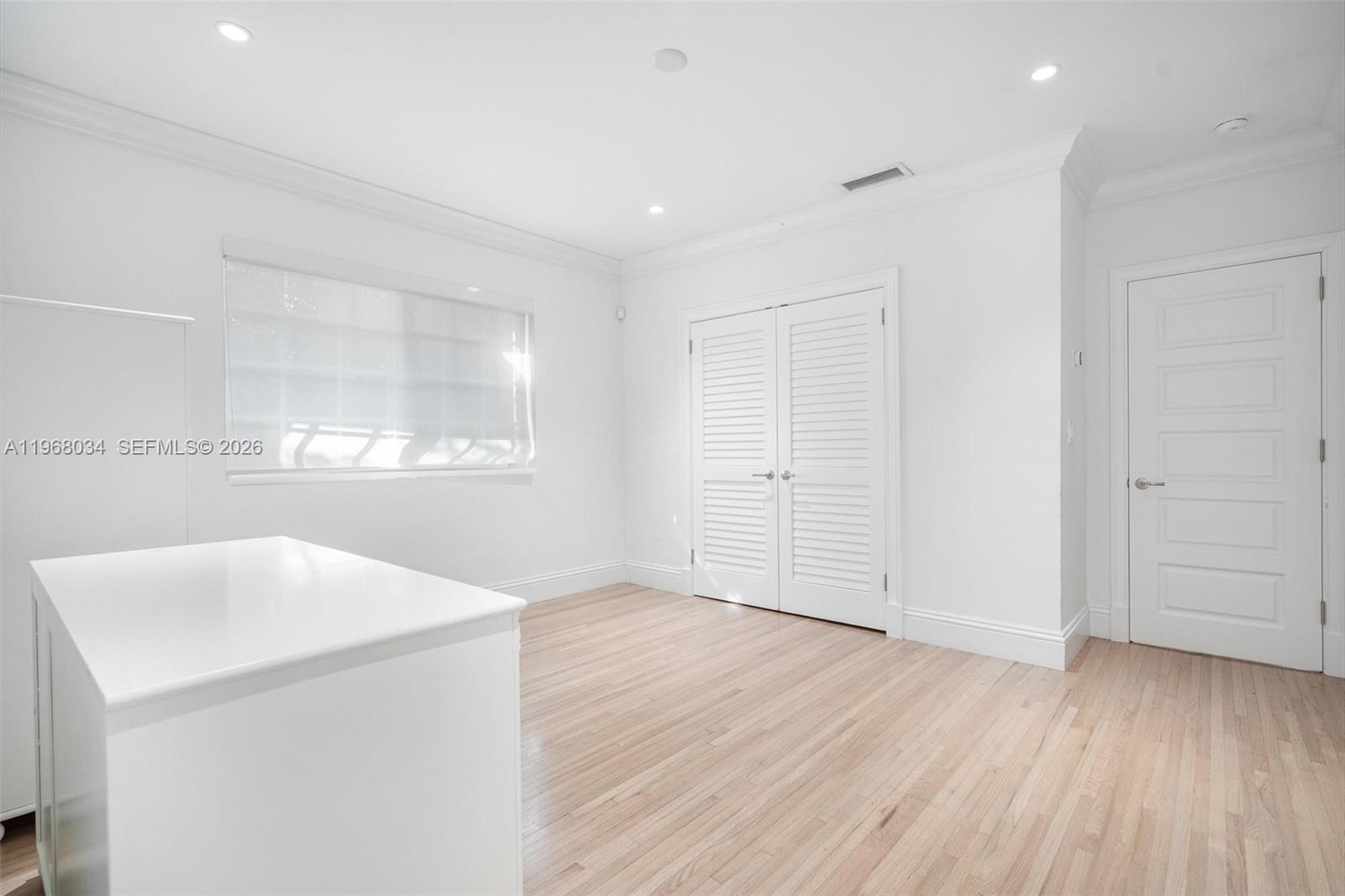 10121 E Broadview Dr Bay Harbor Islands, FL 33154