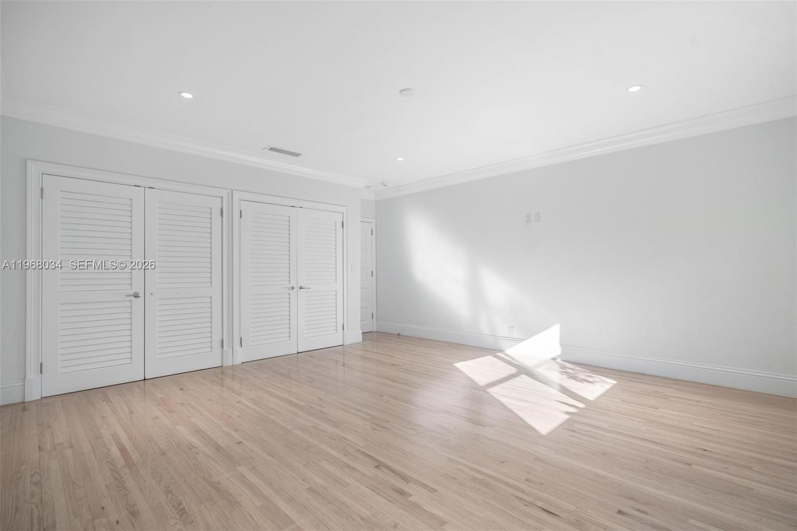 10121 E Broadview Dr Bay Harbor Islands, FL 33154