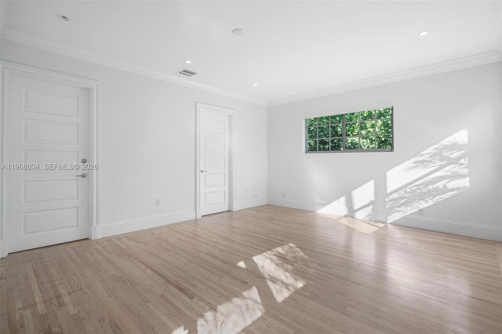 10121 E Broadview Dr Bay Harbor Islands, FL 33154