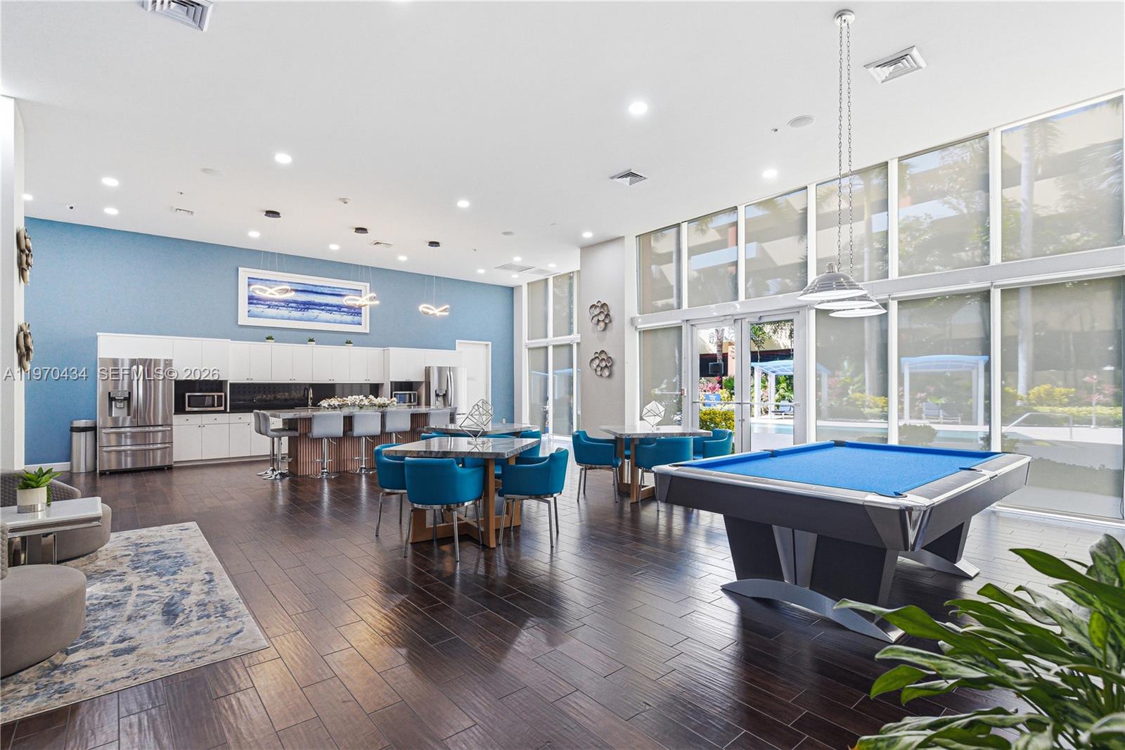 image The Venture at Aventura26