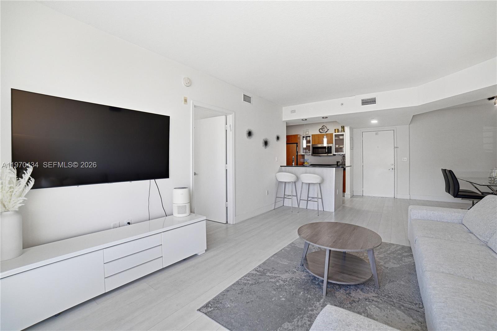 image The Venture at Aventura2