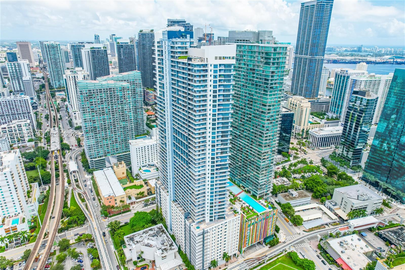 60 SW 13th St #2204 Miami, FL 33130