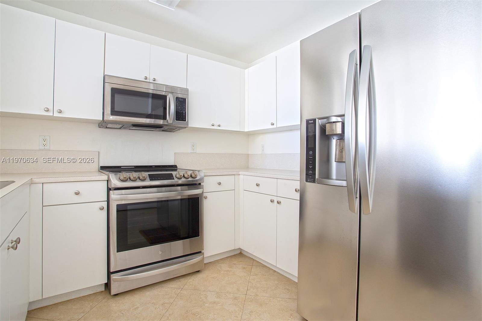 image Ten Aragon Condo10