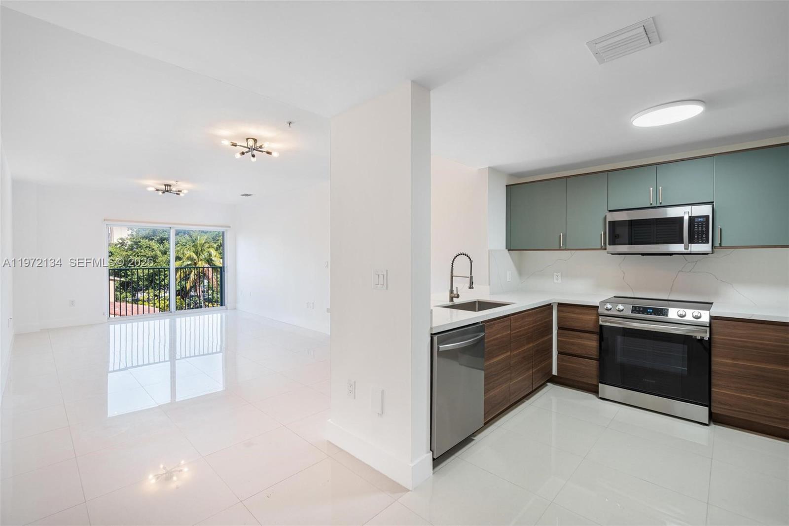 2280 SW 32nd Ave #201 Miami, FL 33145