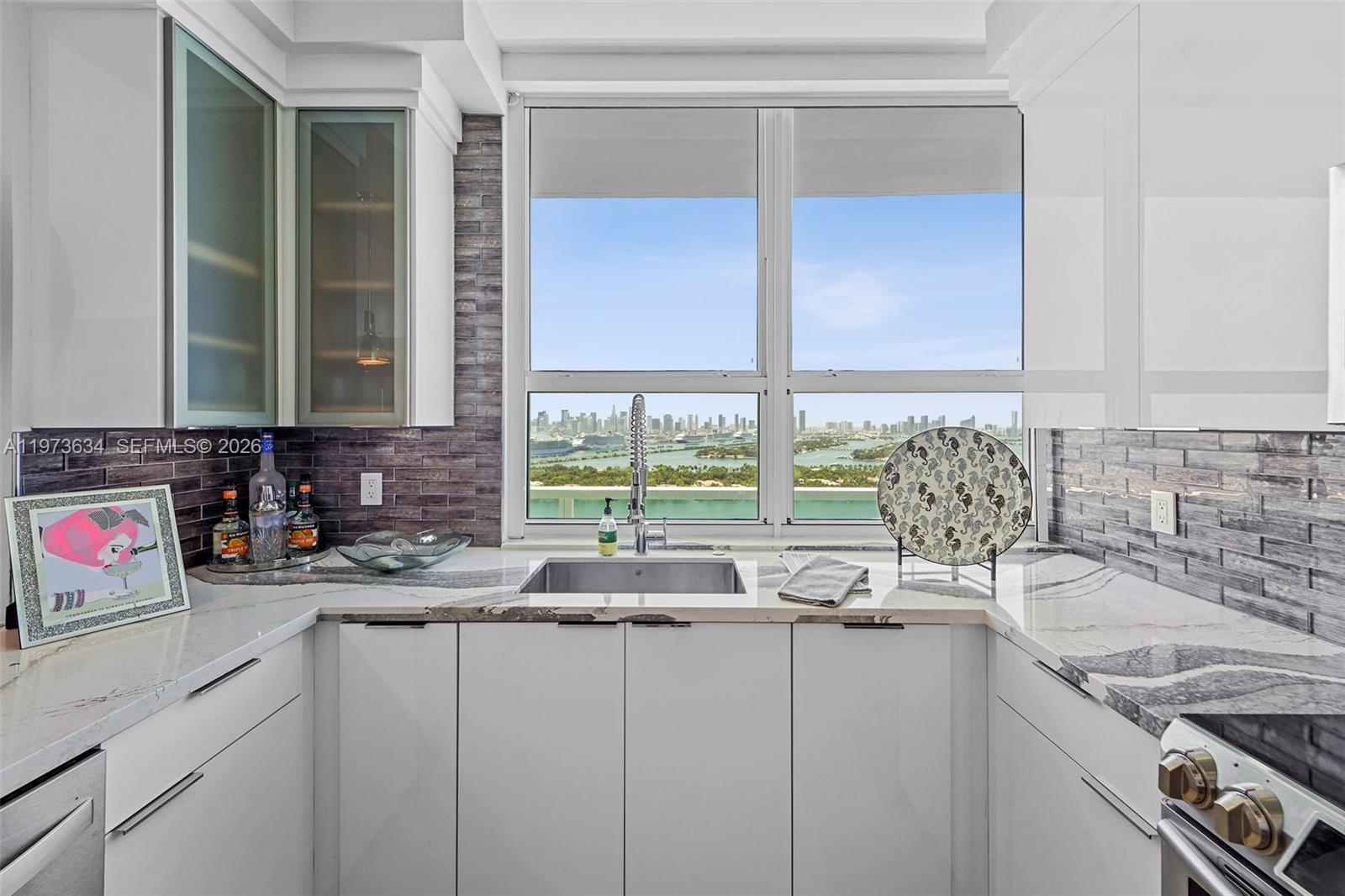 650 West Ave #PH09 Miami Beach, FL 33139