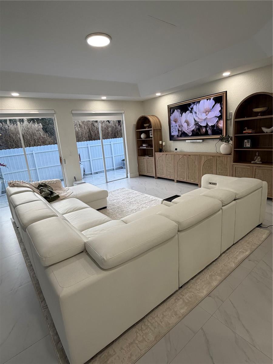 3744 SW 156th Ct Miami, FL 33185