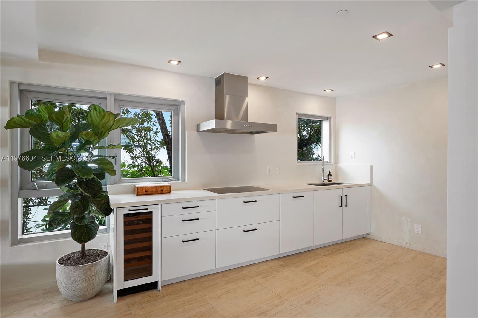 1491 Lincoln Ter #201 Miami Beach, FL 33139