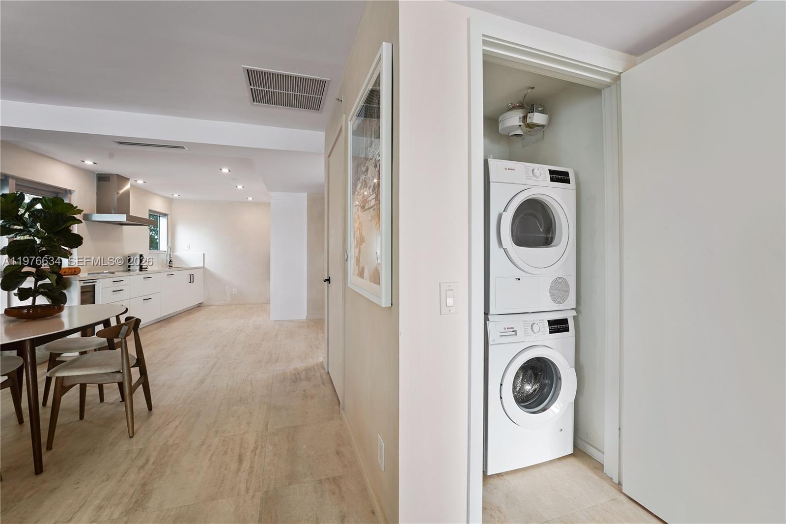 1491 Lincoln Ter #201 Miami Beach, FL 33139