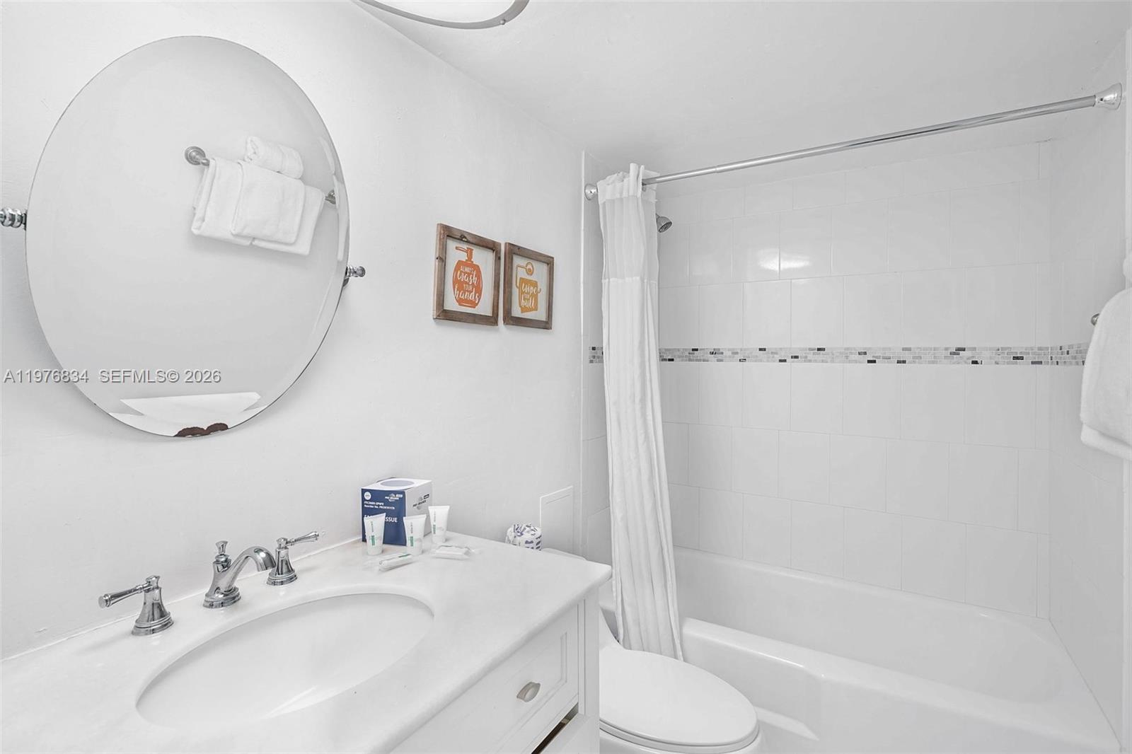 5101 Collins Ave #11L Miami Beach, FL 33140