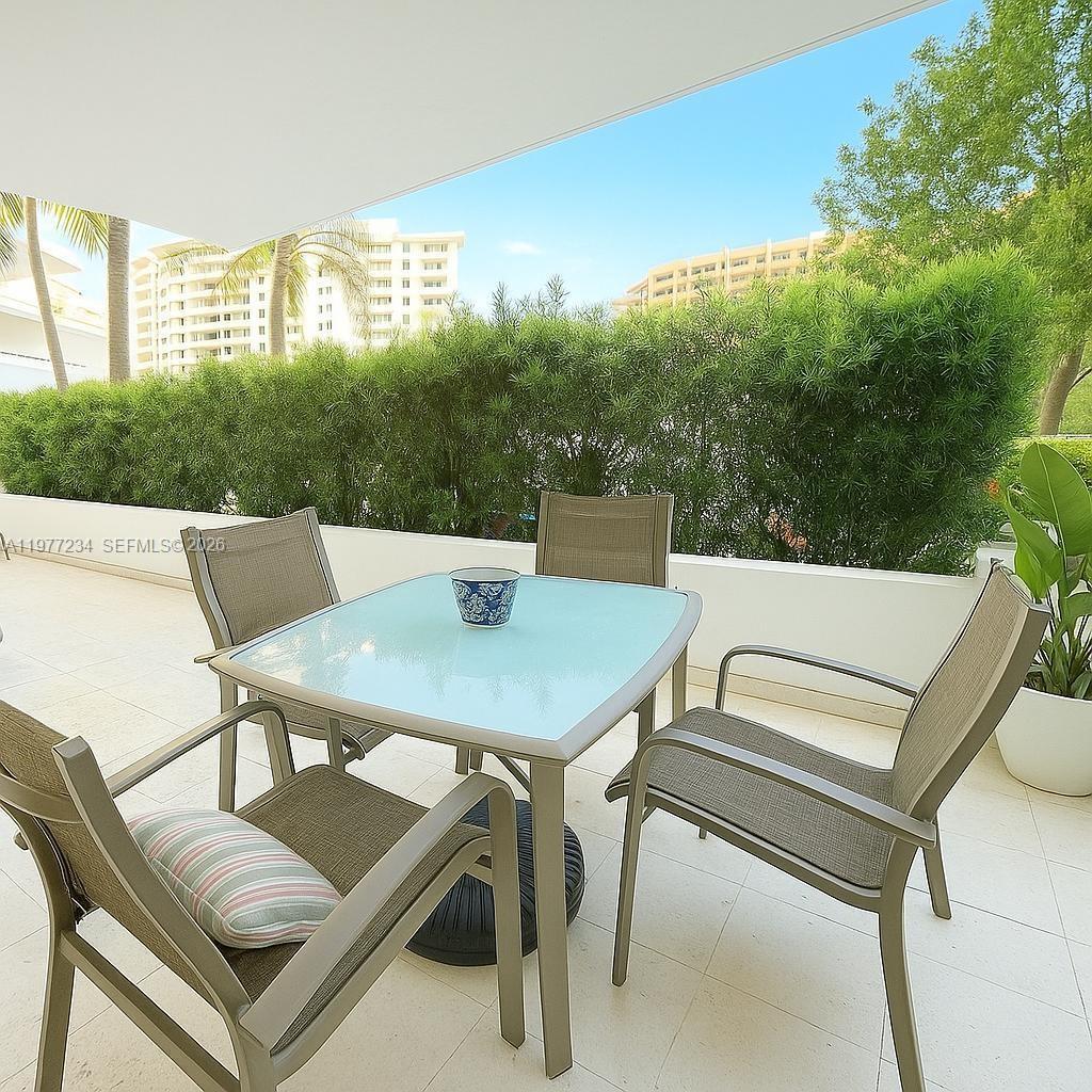 image Commodore Club South12