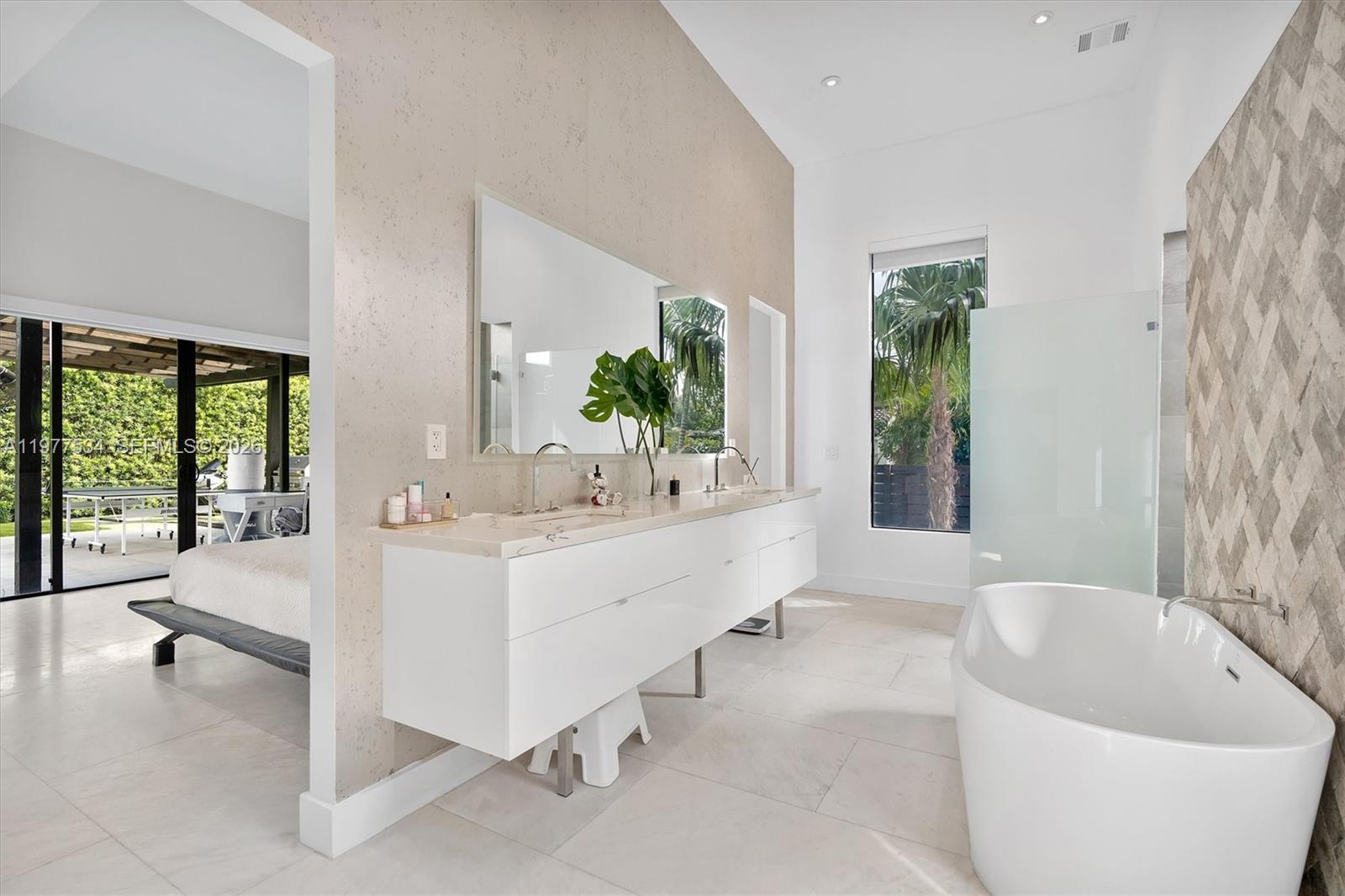 766 NE 96th St Miami Shores, FL 33138