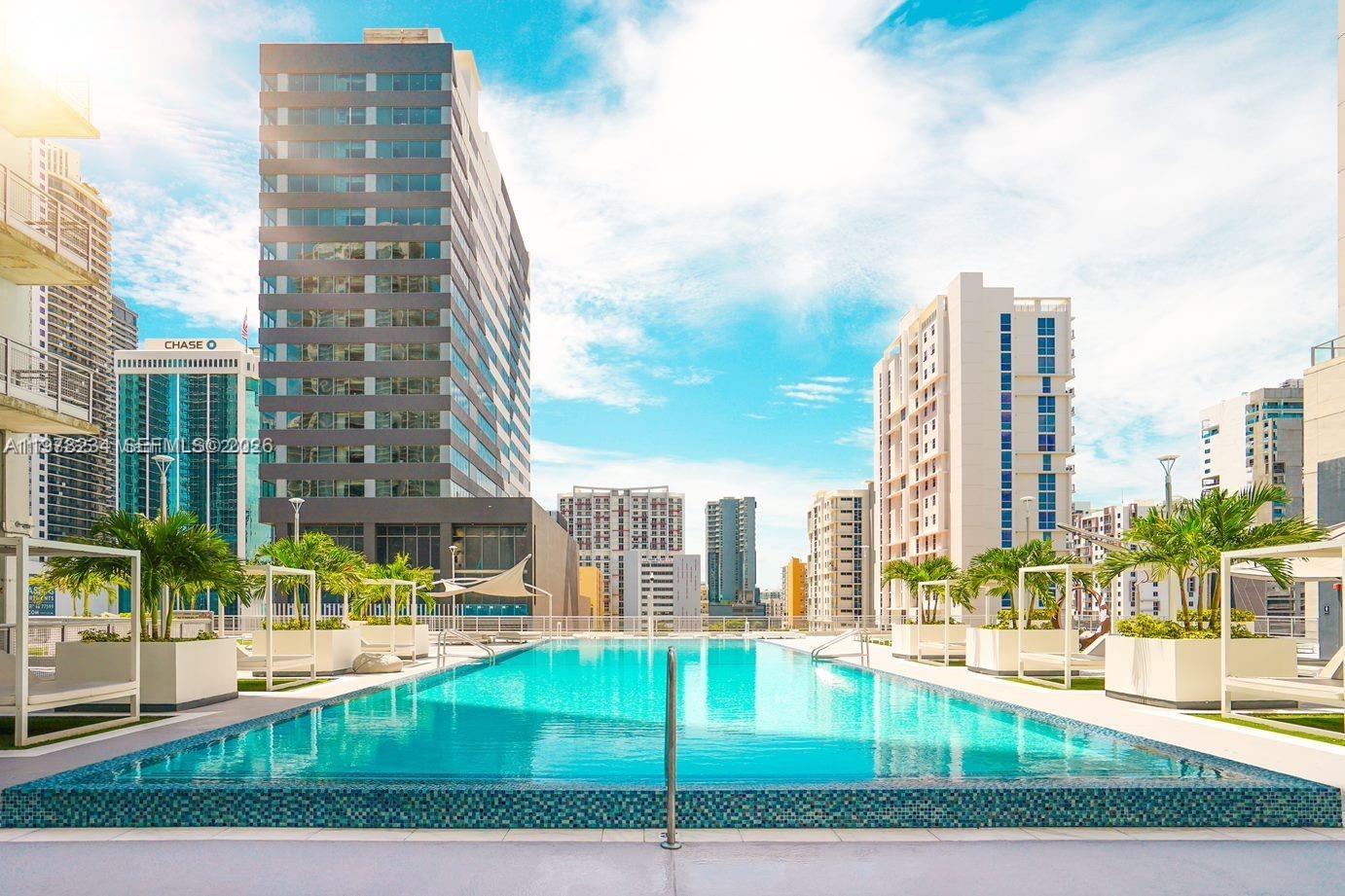 690 SW 1st Ct #2726 Miami, FL 33130