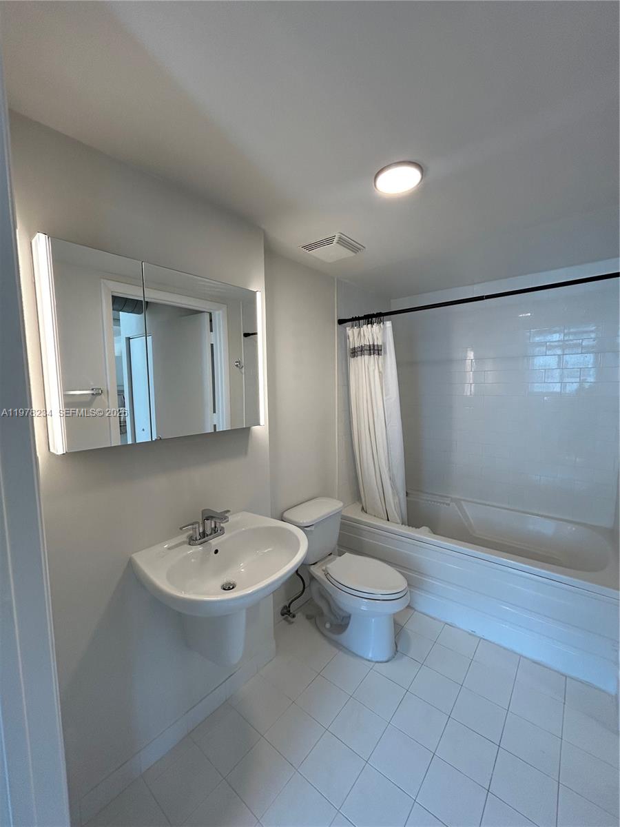 690 SW 1st Ct #2726 Miami, FL 33130