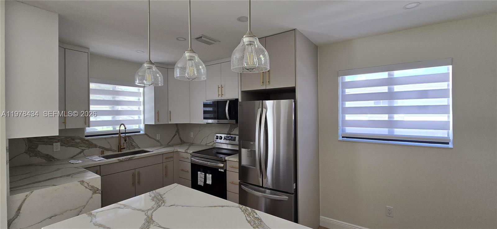 2731 SW 29th Ave Miami, FL 33133