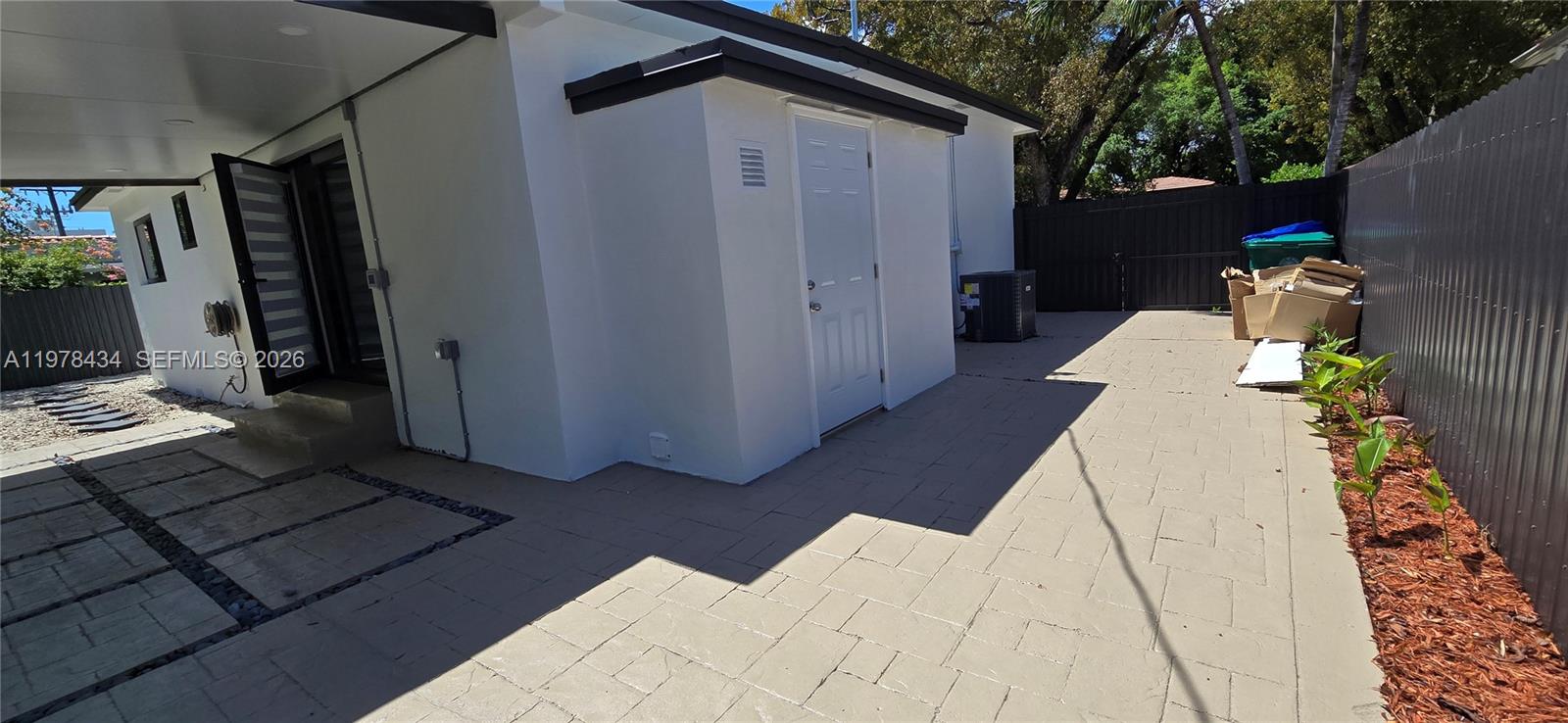 2731 SW 29th Ave Miami, FL 33133