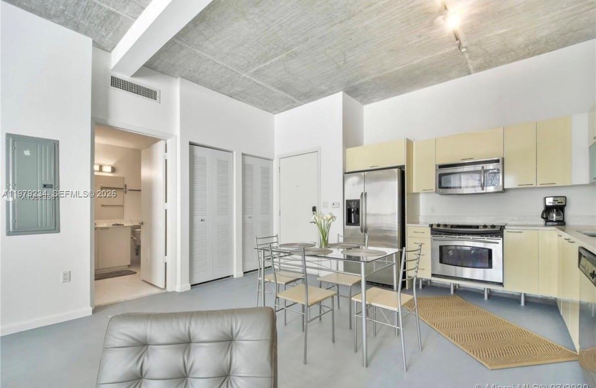 image Loft Downtown I10