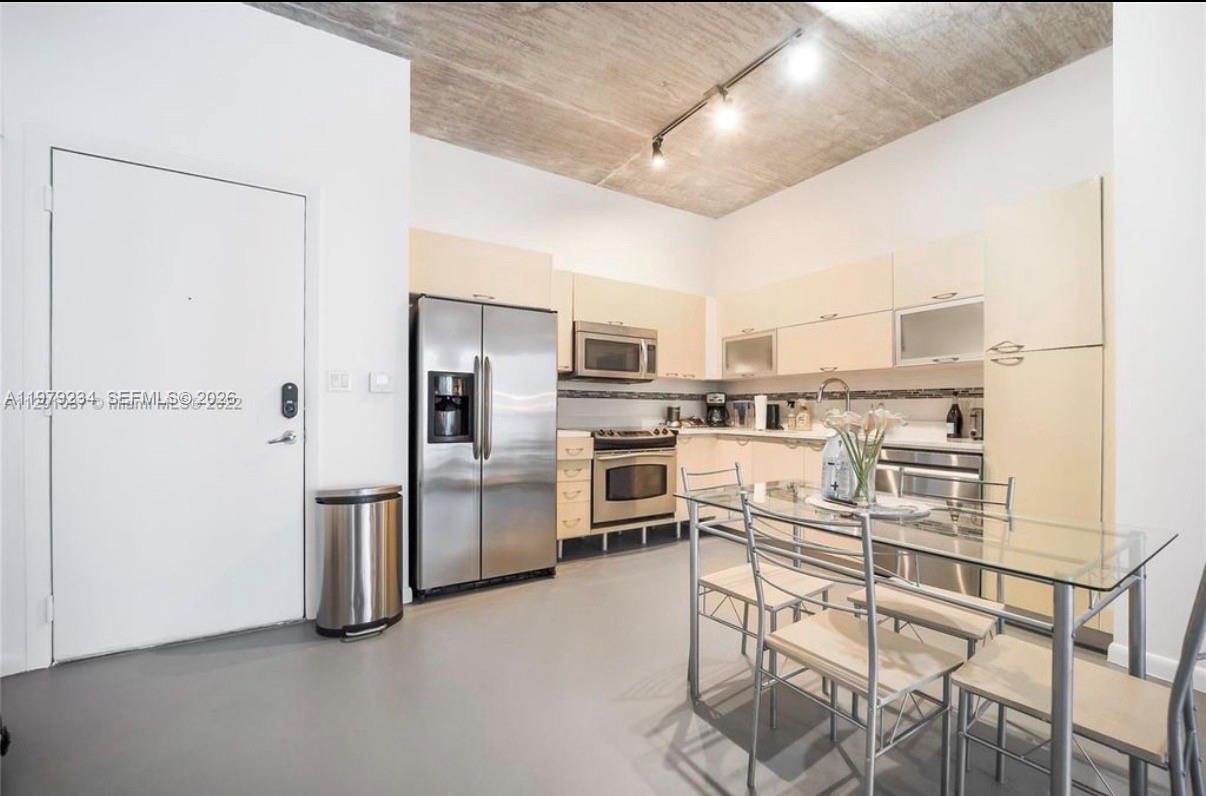 image Loft Downtown I5