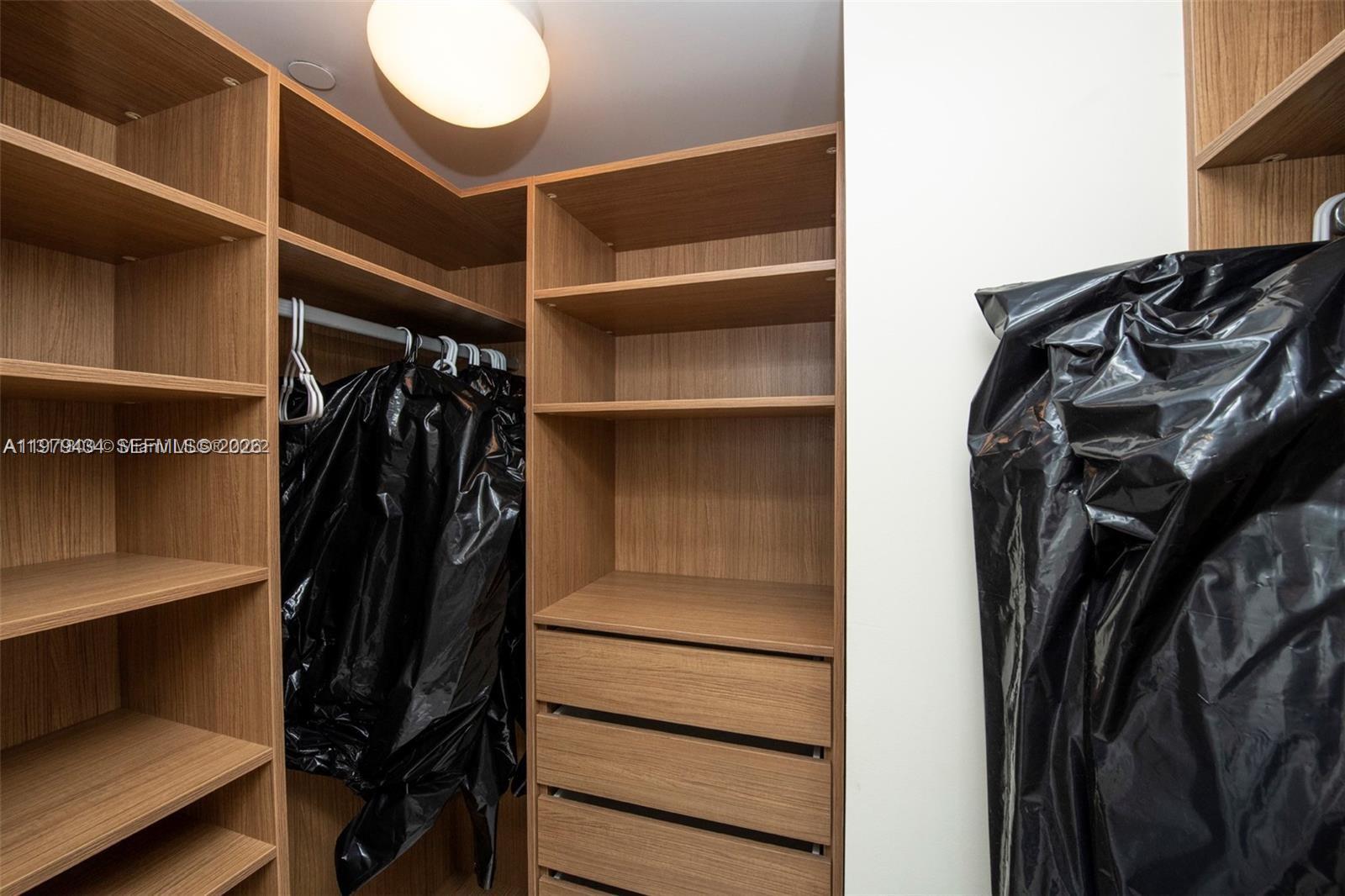 1331 Brickell Bay Dr #903 Miami, FL 33131