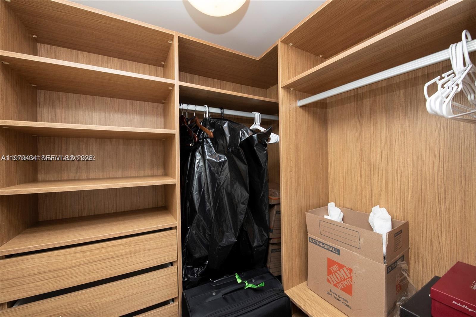 1331 Brickell Bay Dr #903 Miami, FL 33131