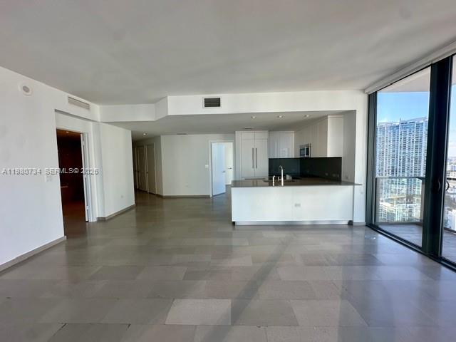 image Reach Brickell City Centre10