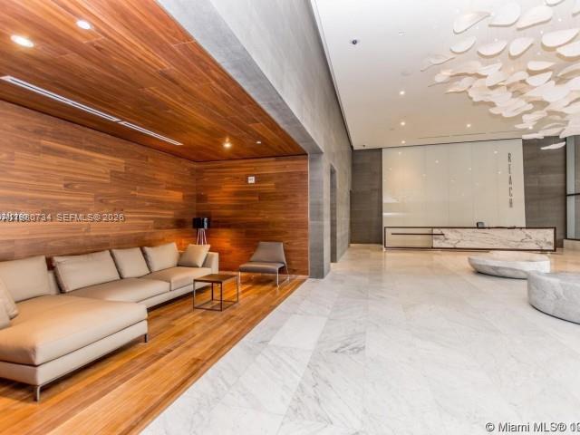 image Reach Brickell City Centre1