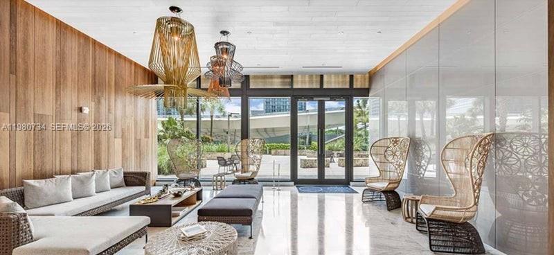 image Reach Brickell City Centre2