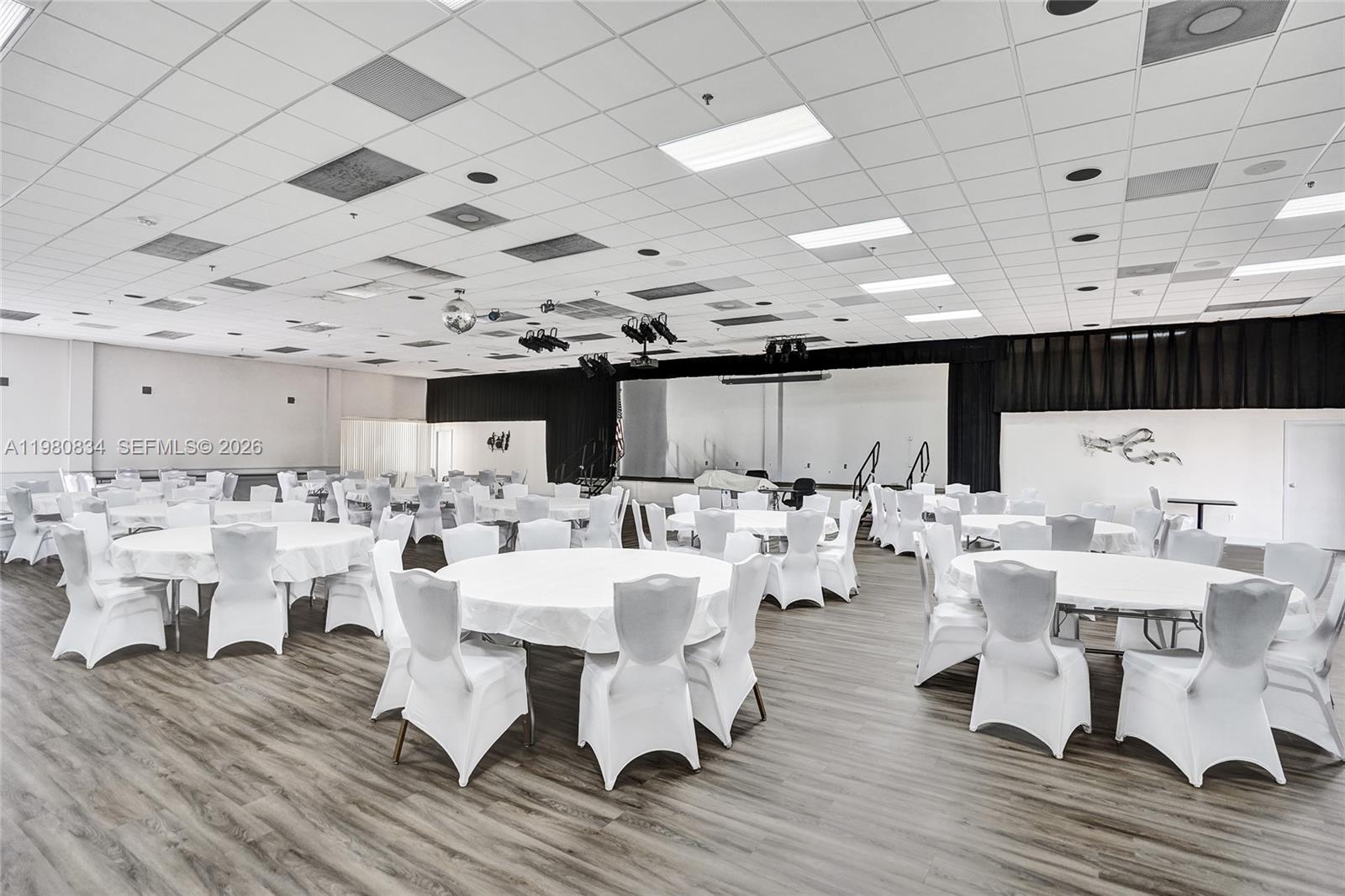 7681 Tahiti Ln #205 Lake Worth, FL 33467