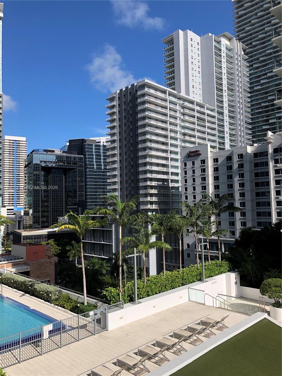 image Axis on Brickell North3