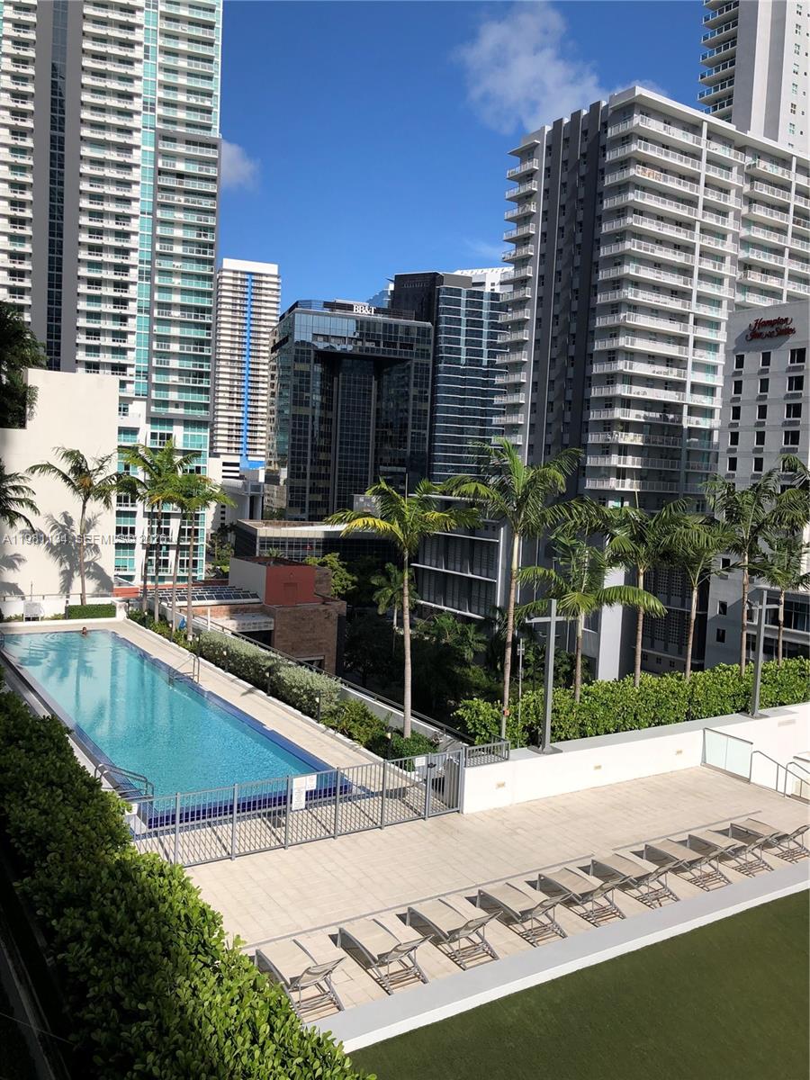 image Axis on Brickell North4