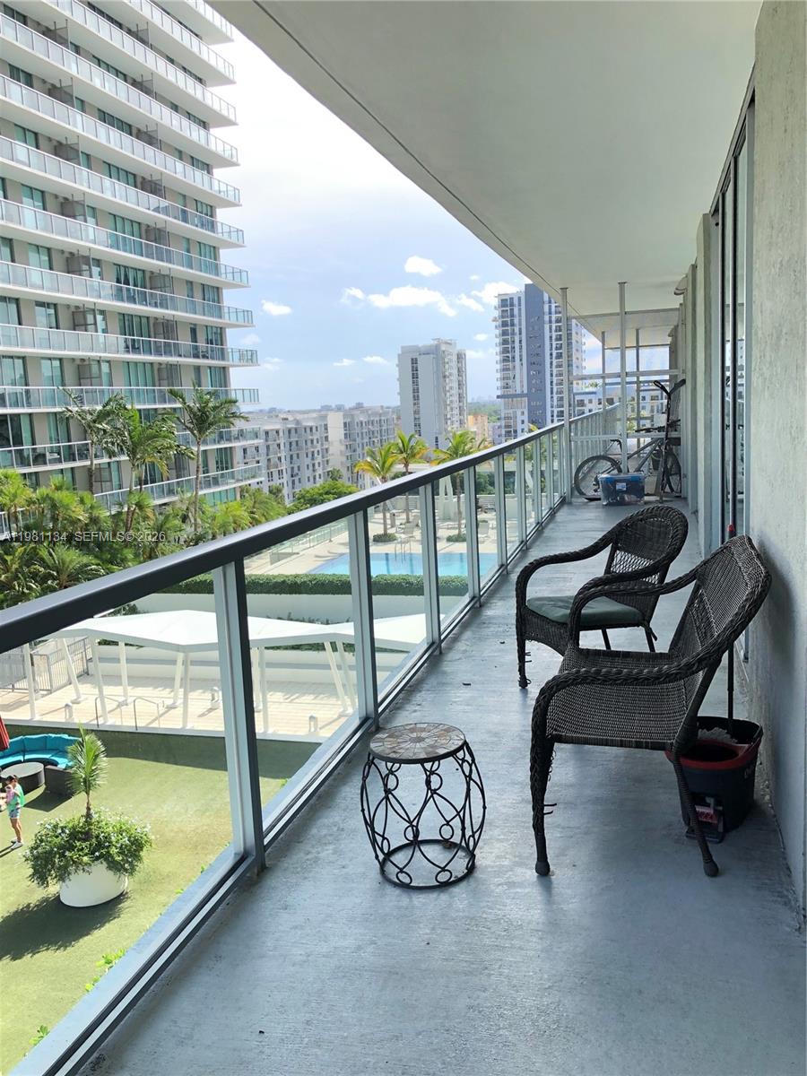 image Axis on Brickell North7