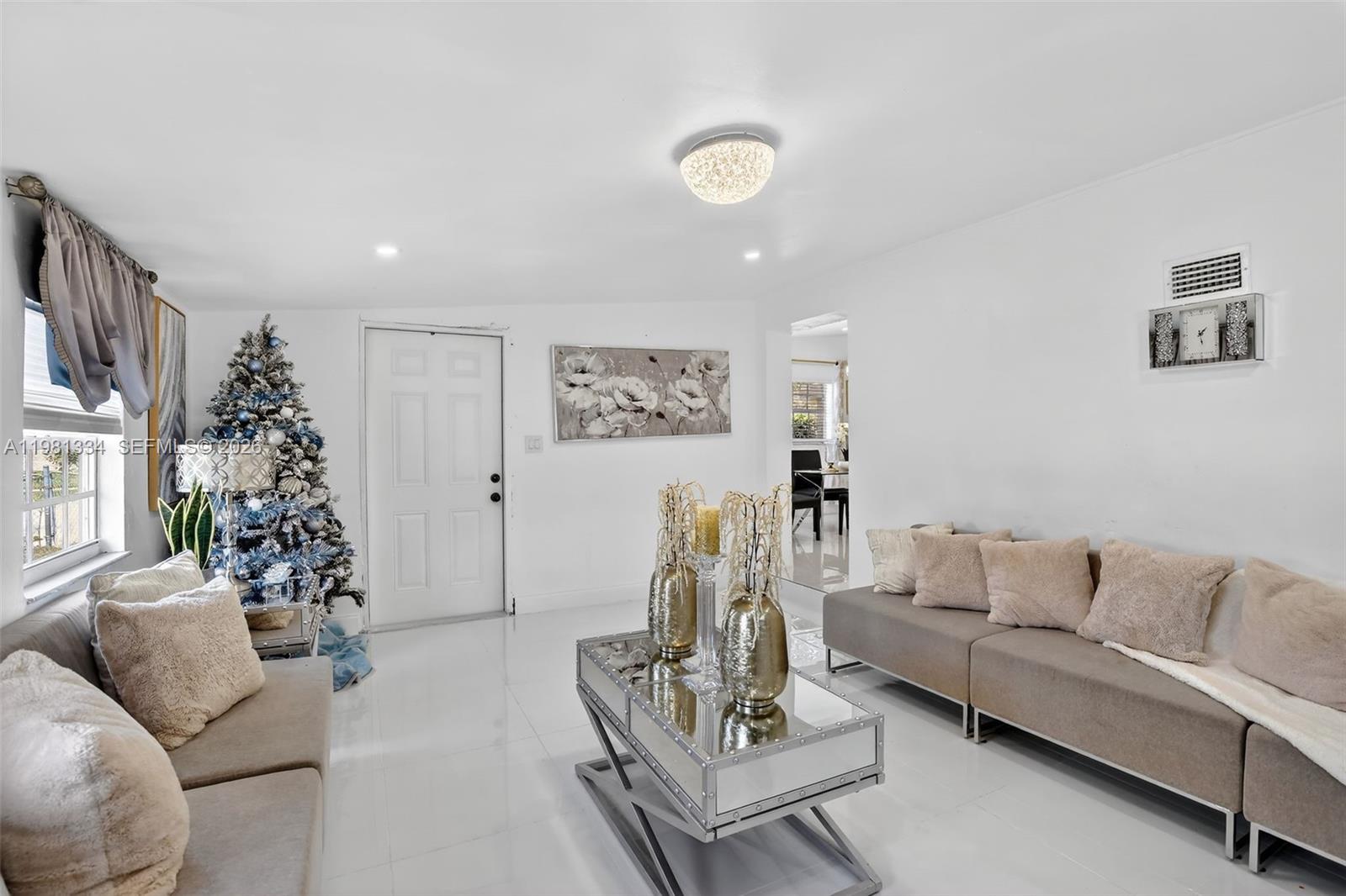 3220 NW 2nd St Lauderhill, FL 33311