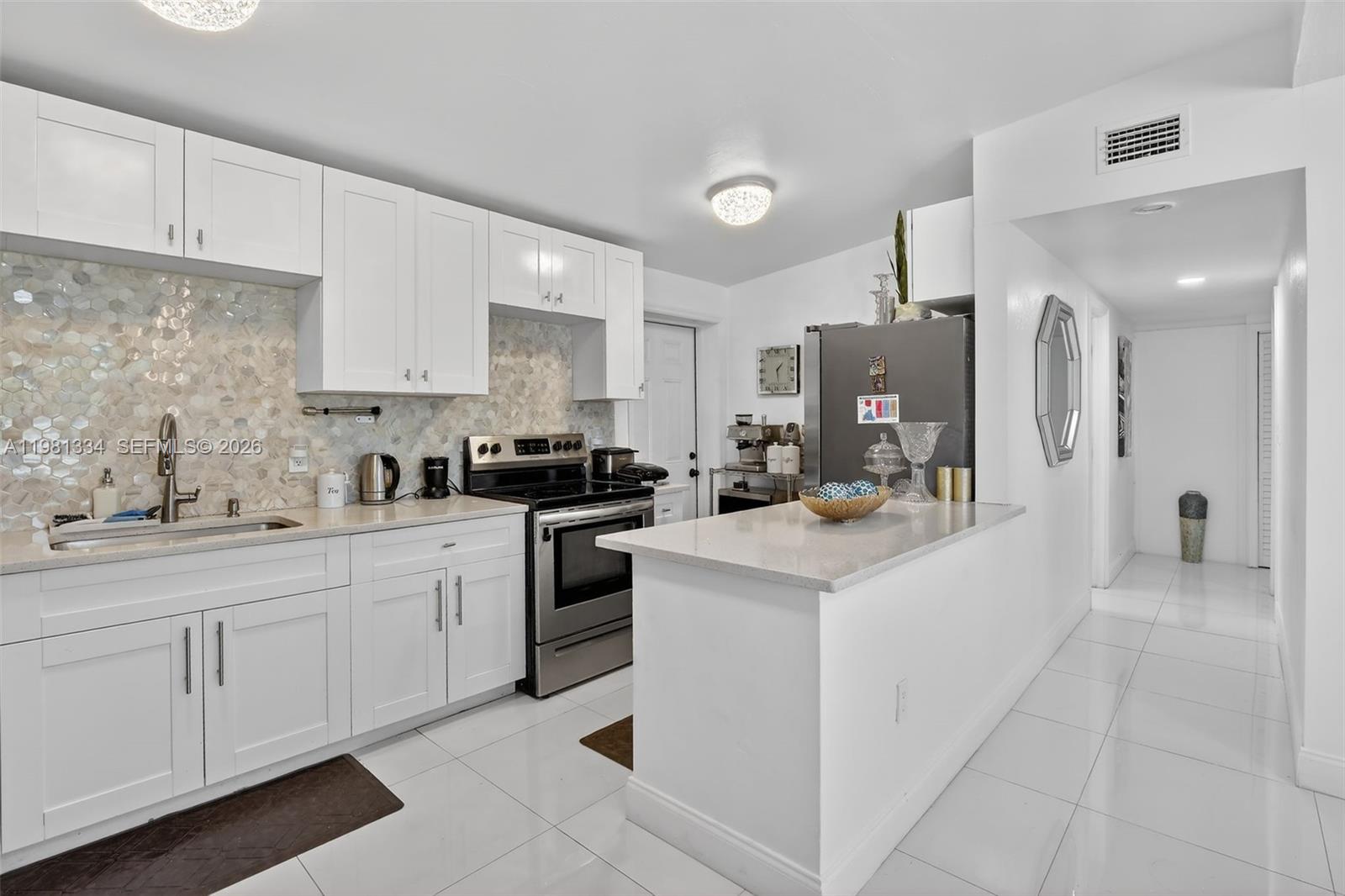 3220 NW 2nd St Lauderhill, FL 33311