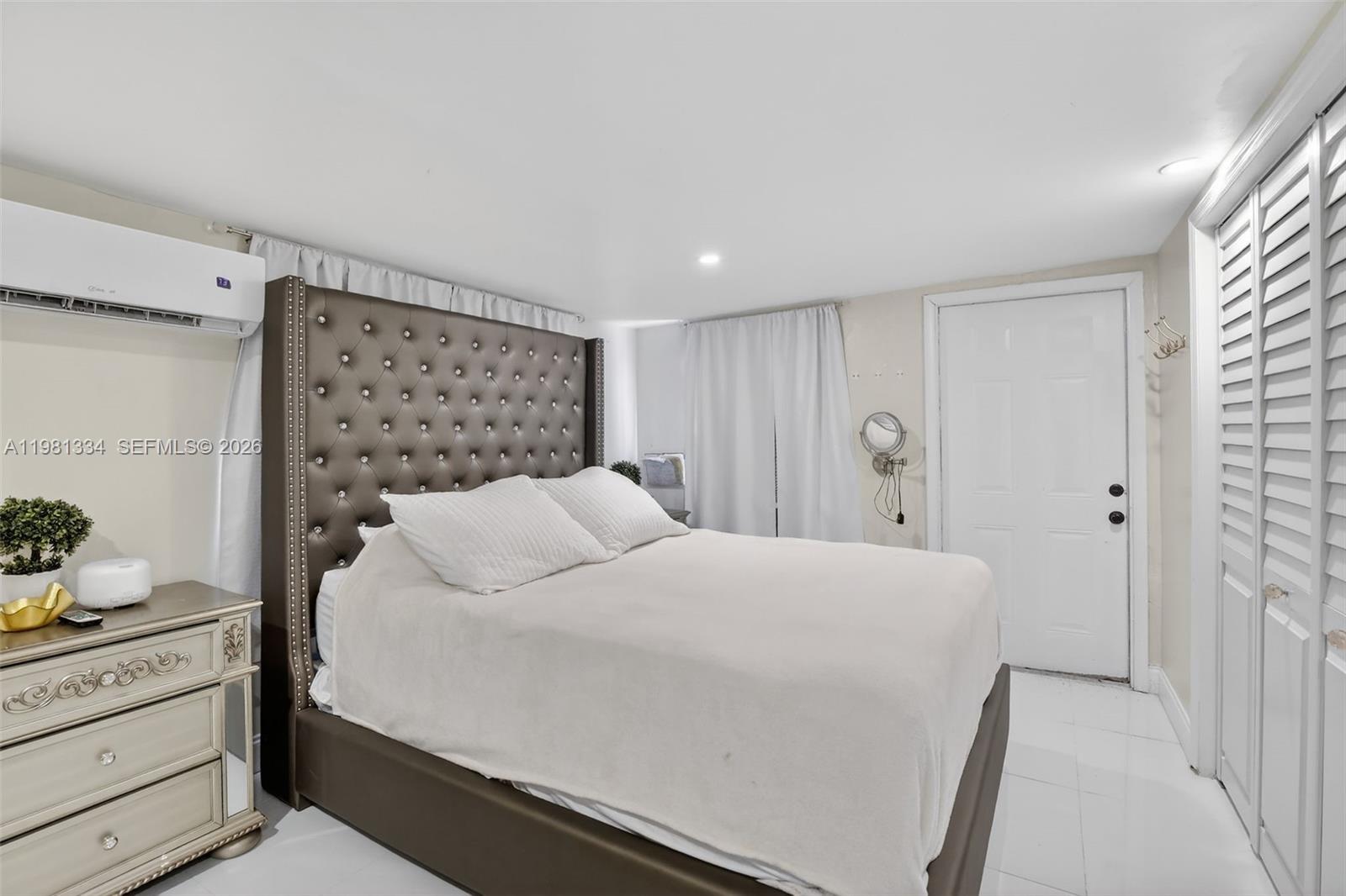 3220 NW 2nd St Lauderhill, FL 33311