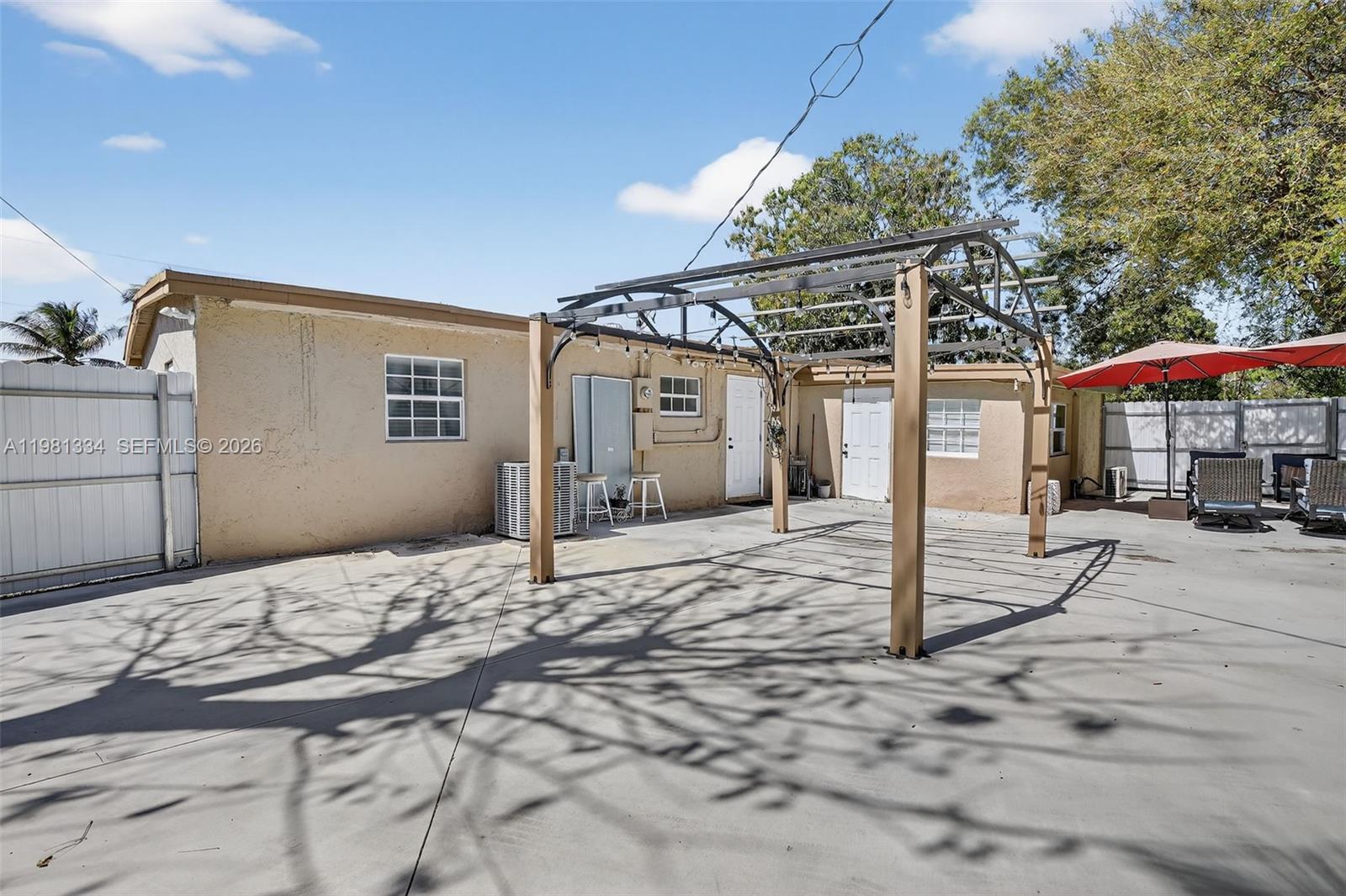 3220 NW 2nd St Lauderhill, FL 33311