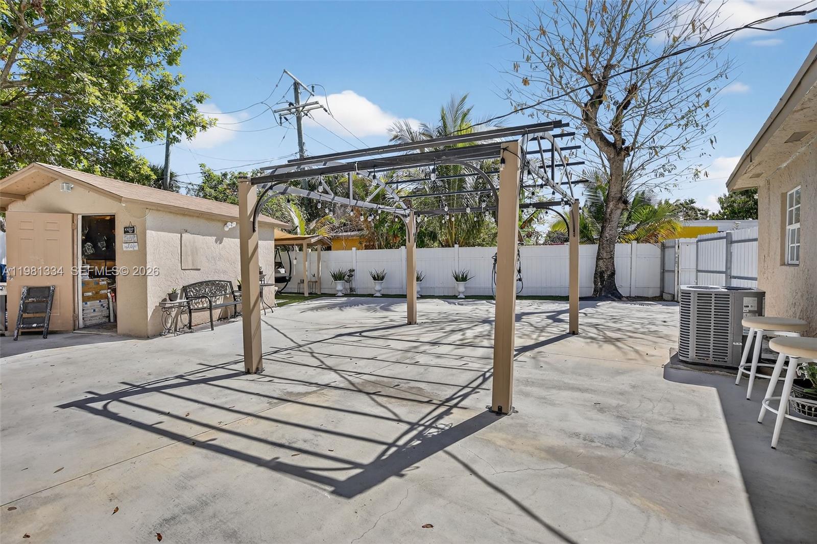 3220 NW 2nd St Lauderhill, FL 33311