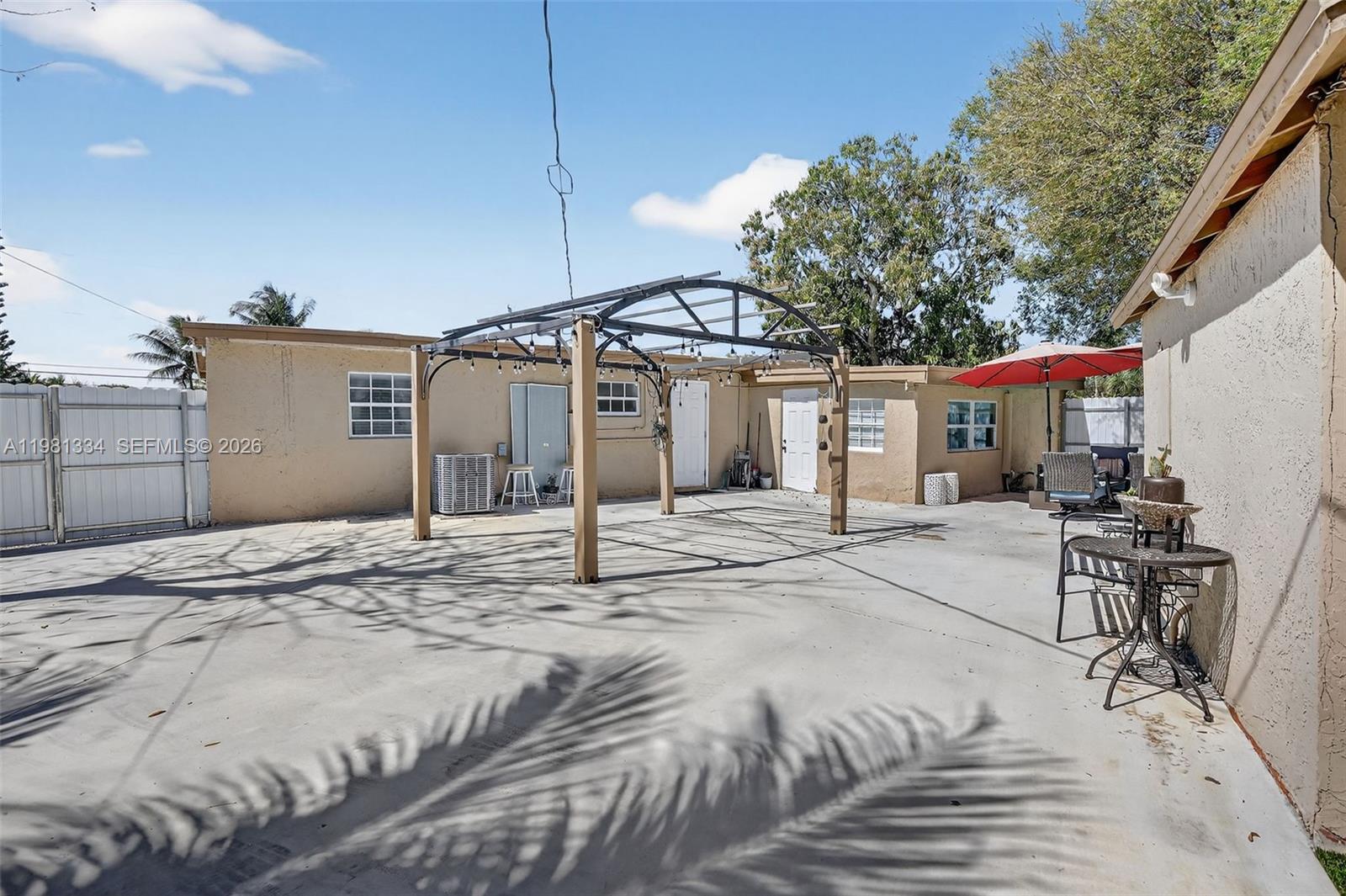 3220 NW 2nd St Lauderhill, FL 33311